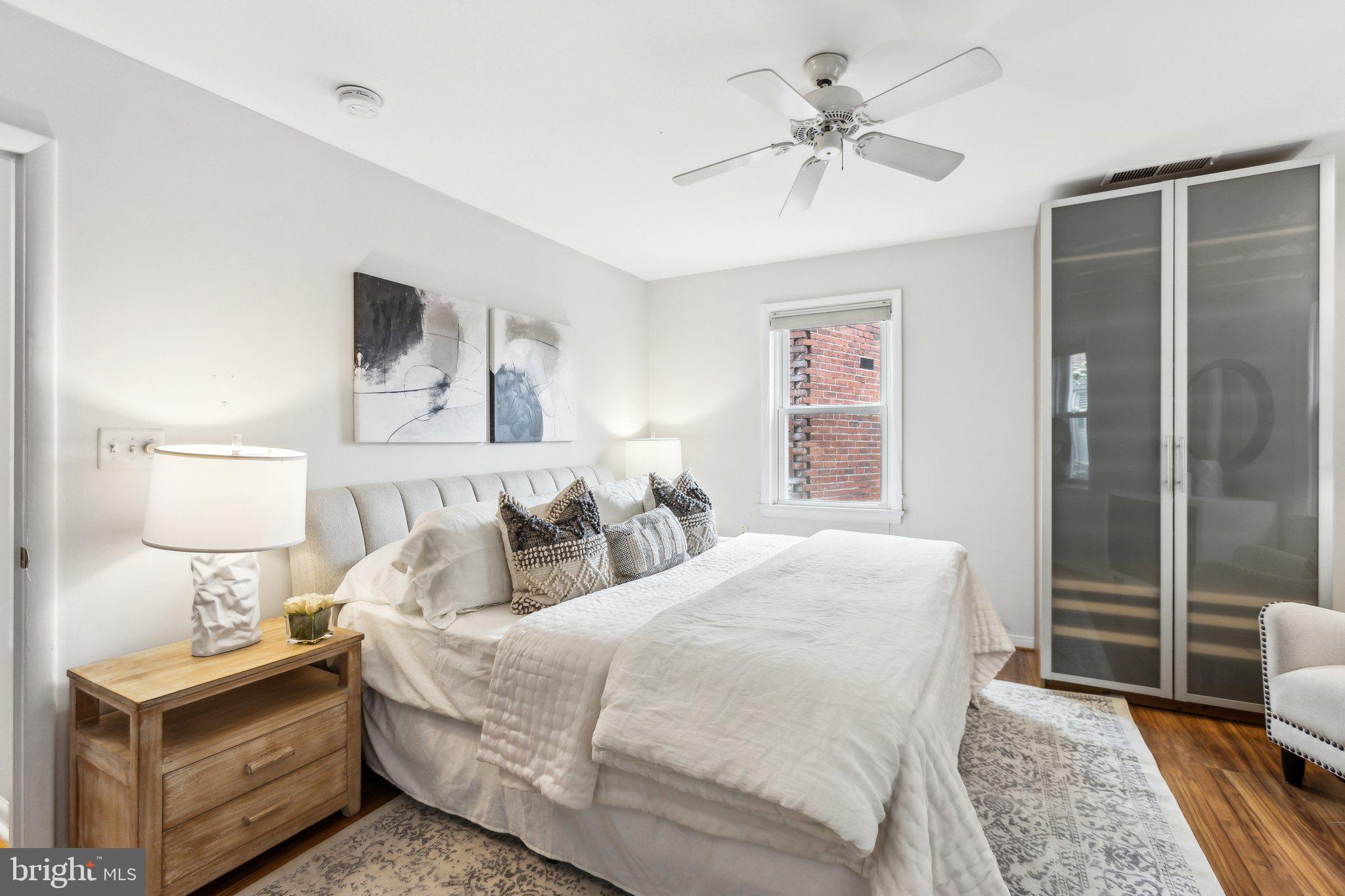 LOGAN CIRCLE - Residential