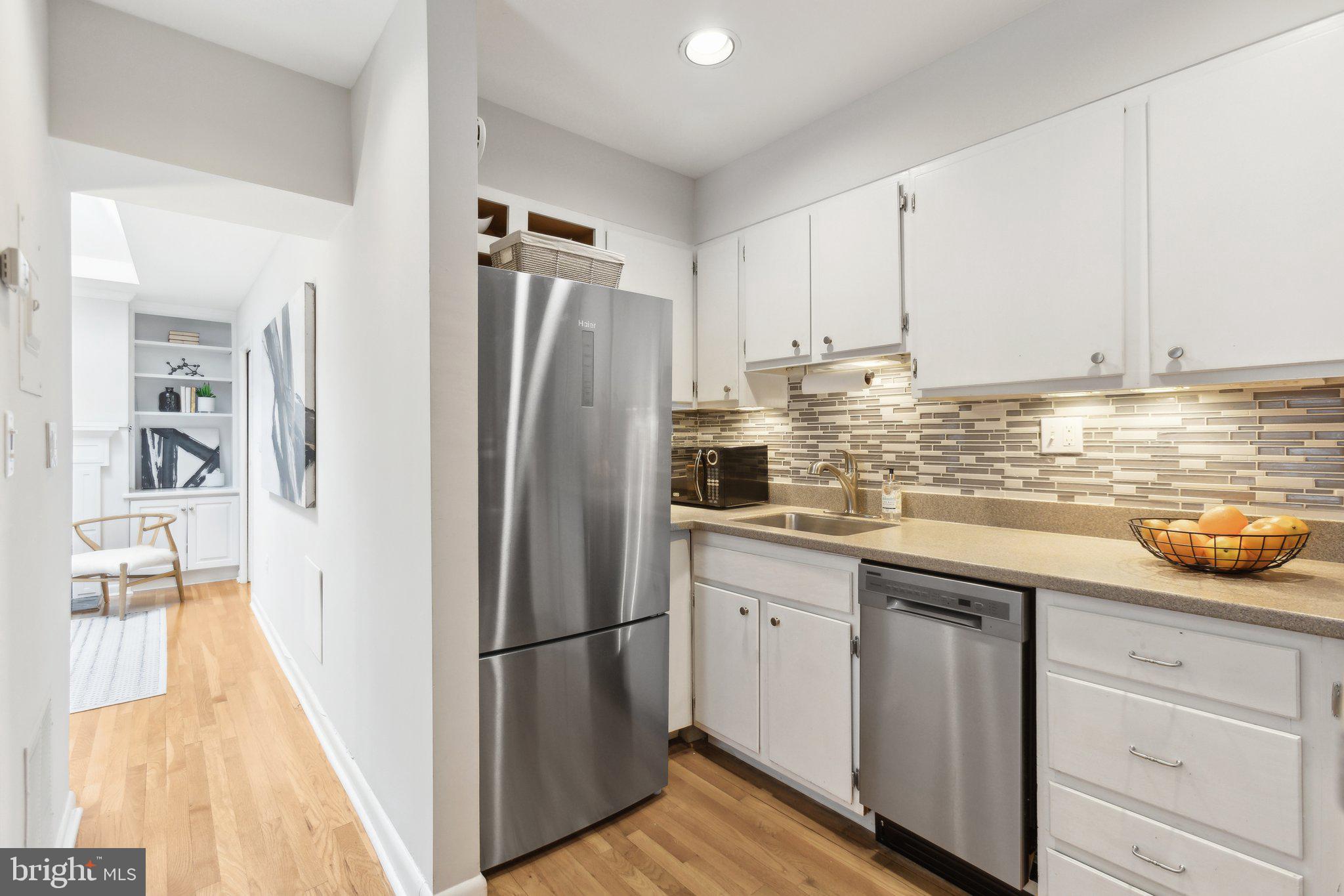 LOGAN CIRCLE - Residential