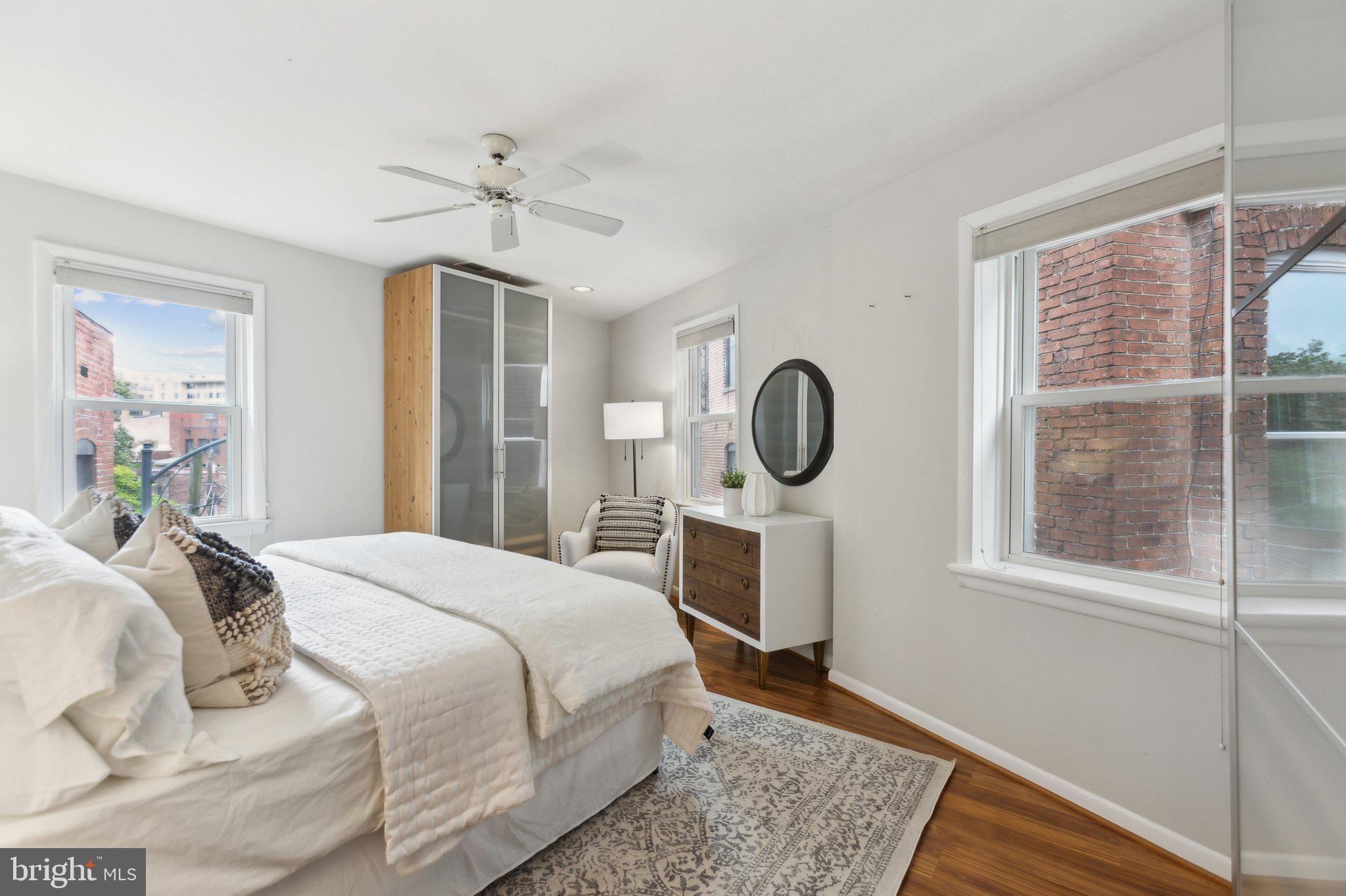 LOGAN CIRCLE - Residential