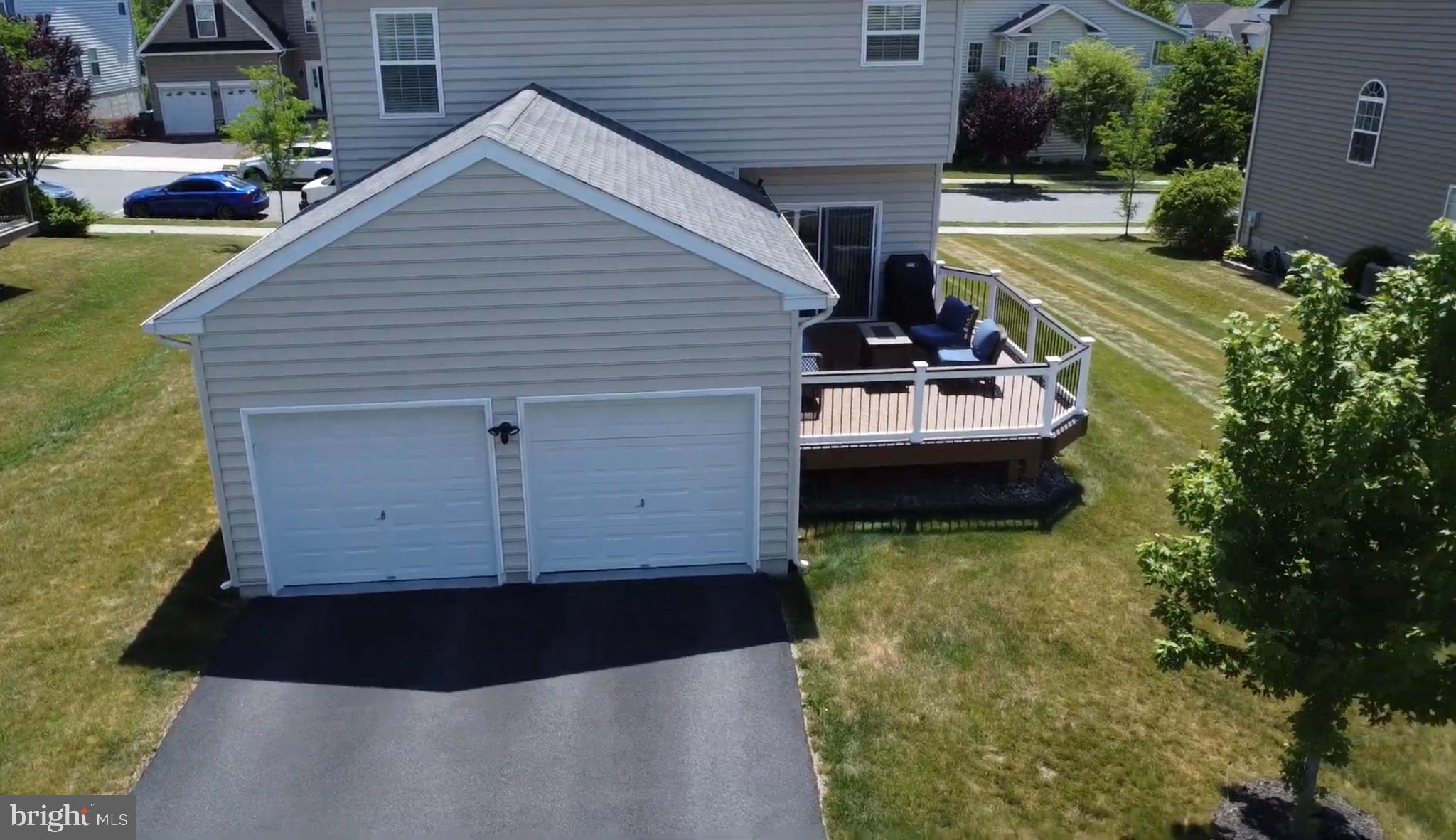 2114 LARKSPUR COURT