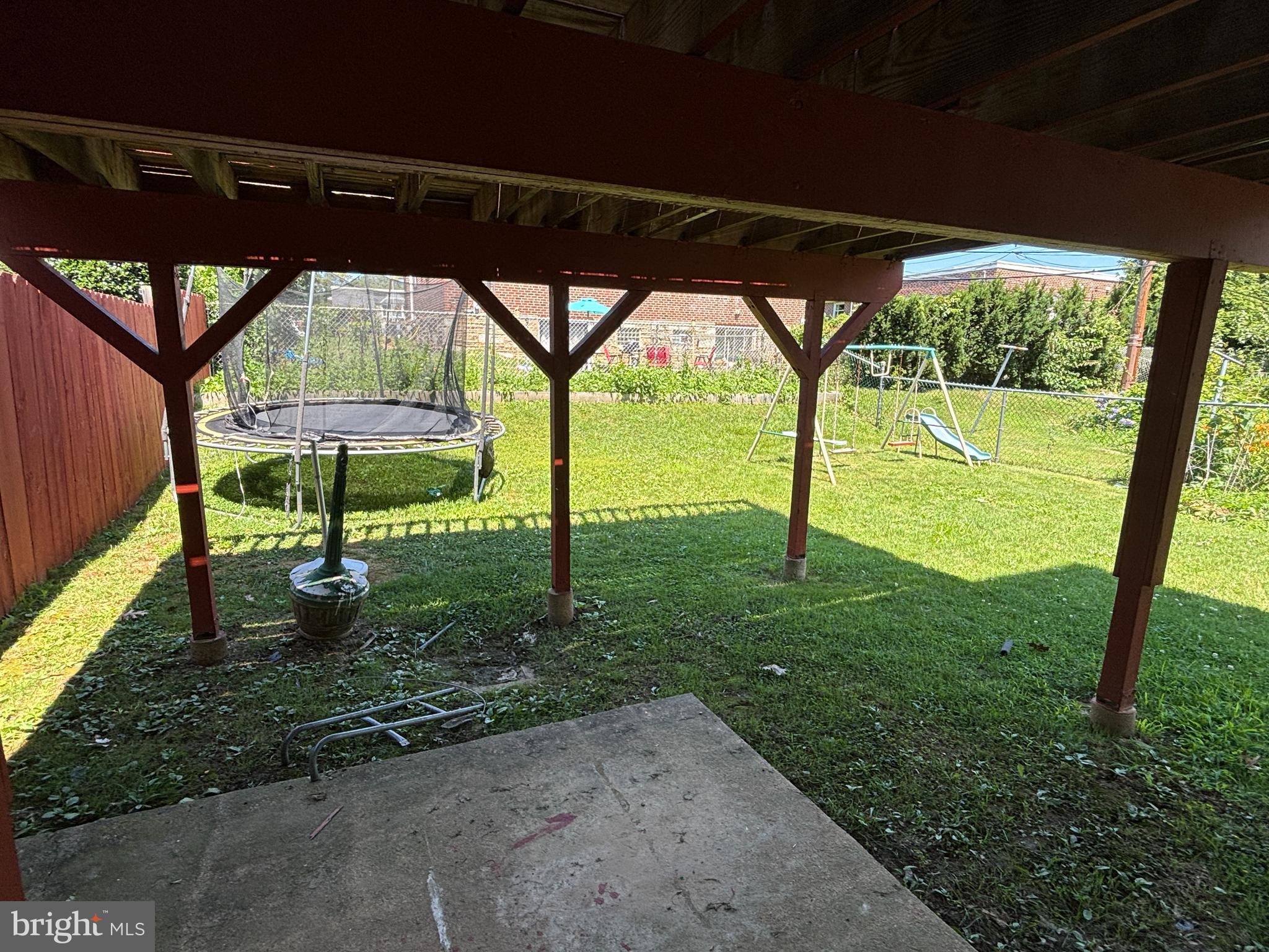 PHILADELPHIA (NORTHEAST) - Residential