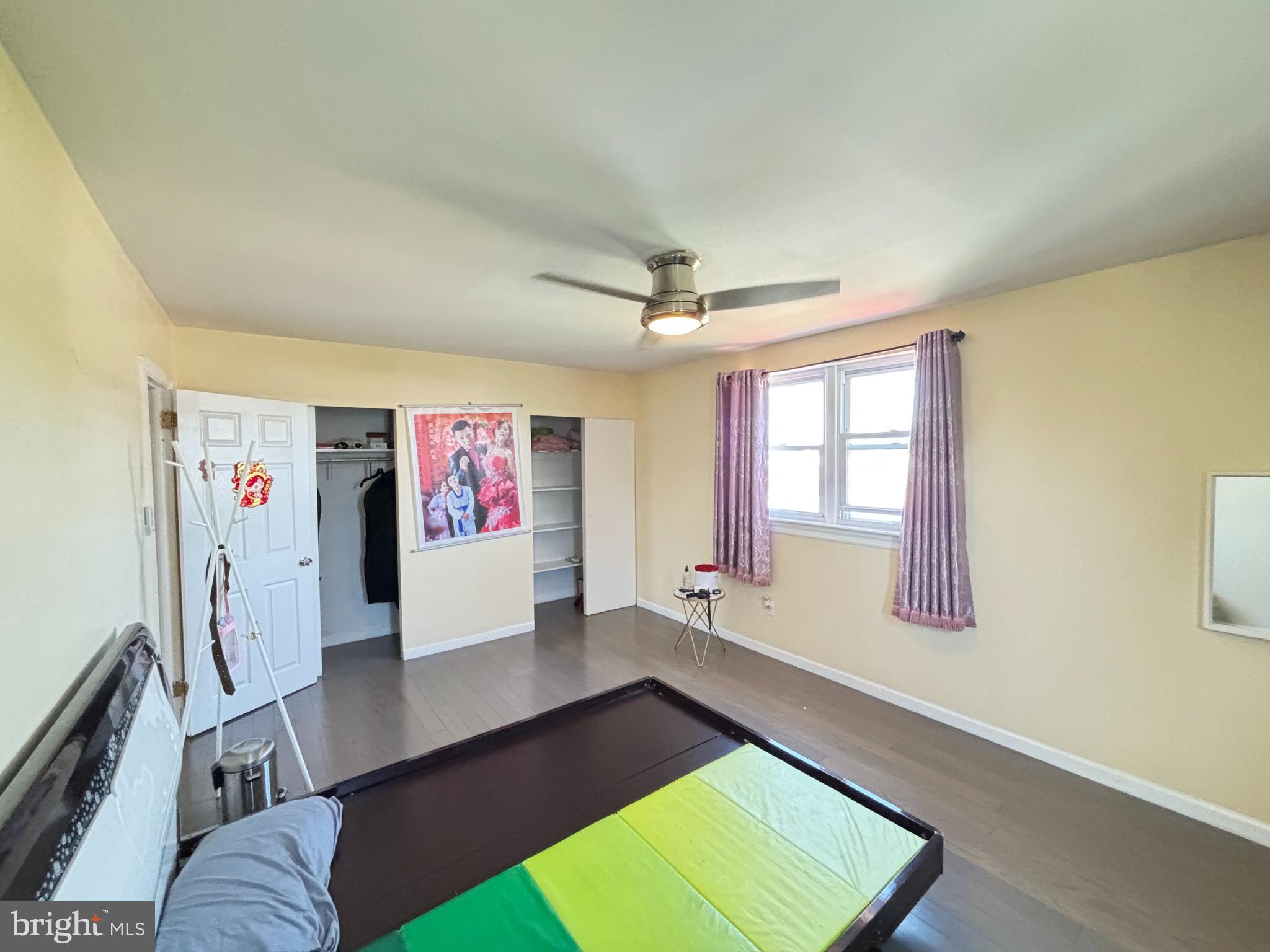 PHILADELPHIA (NORTHEAST) - Residential