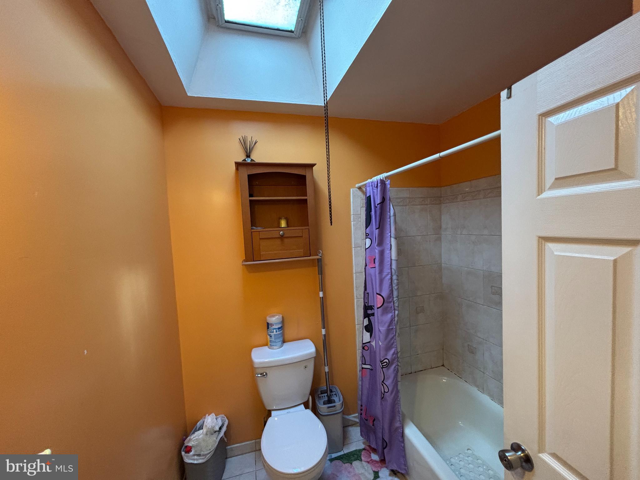 PHILADELPHIA (NORTHEAST) - Residential