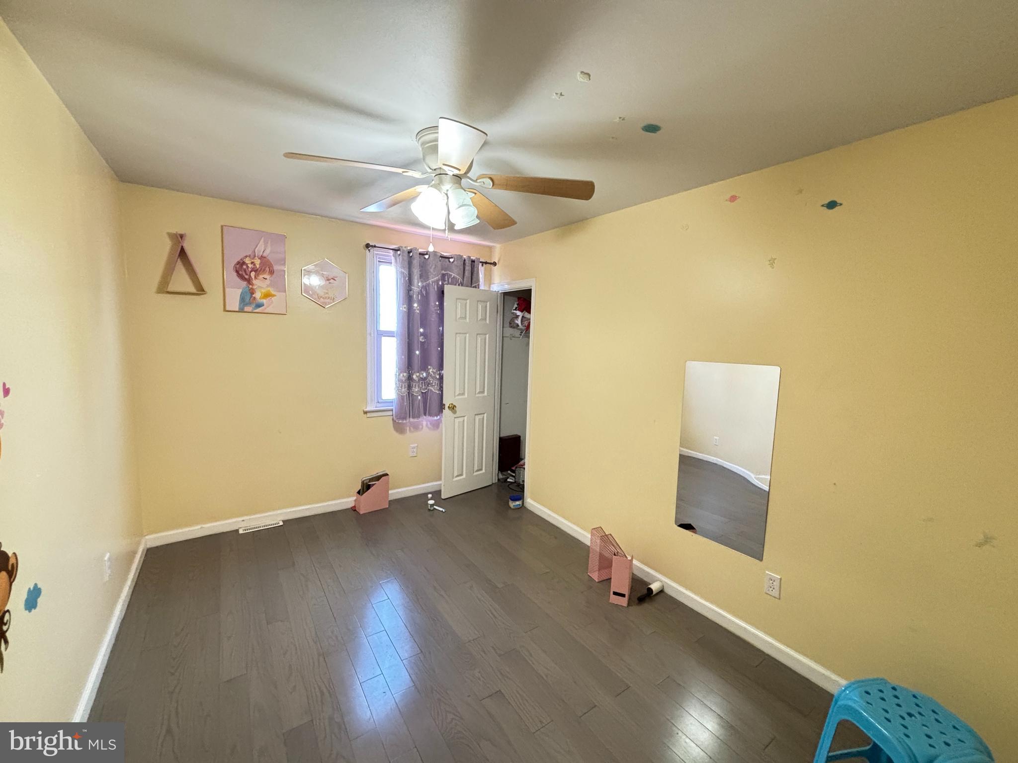 PHILADELPHIA (NORTHEAST) - Residential