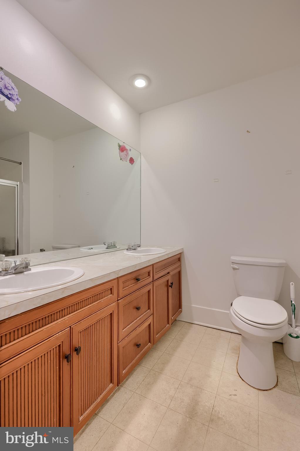 WILLOW VALLEY CONDOS - Residential