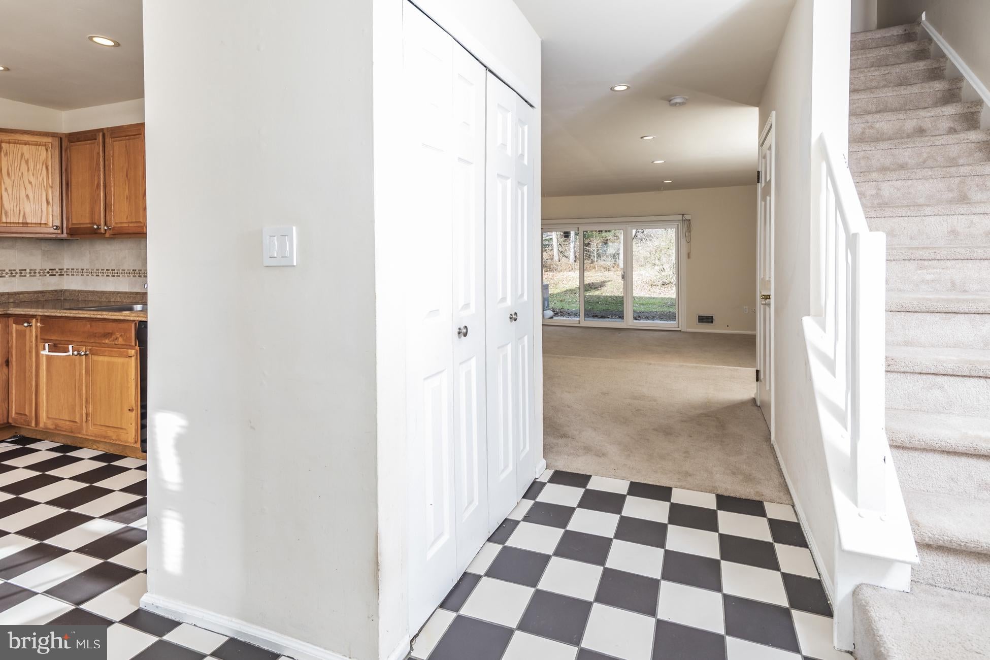 14 ABELIA COURT