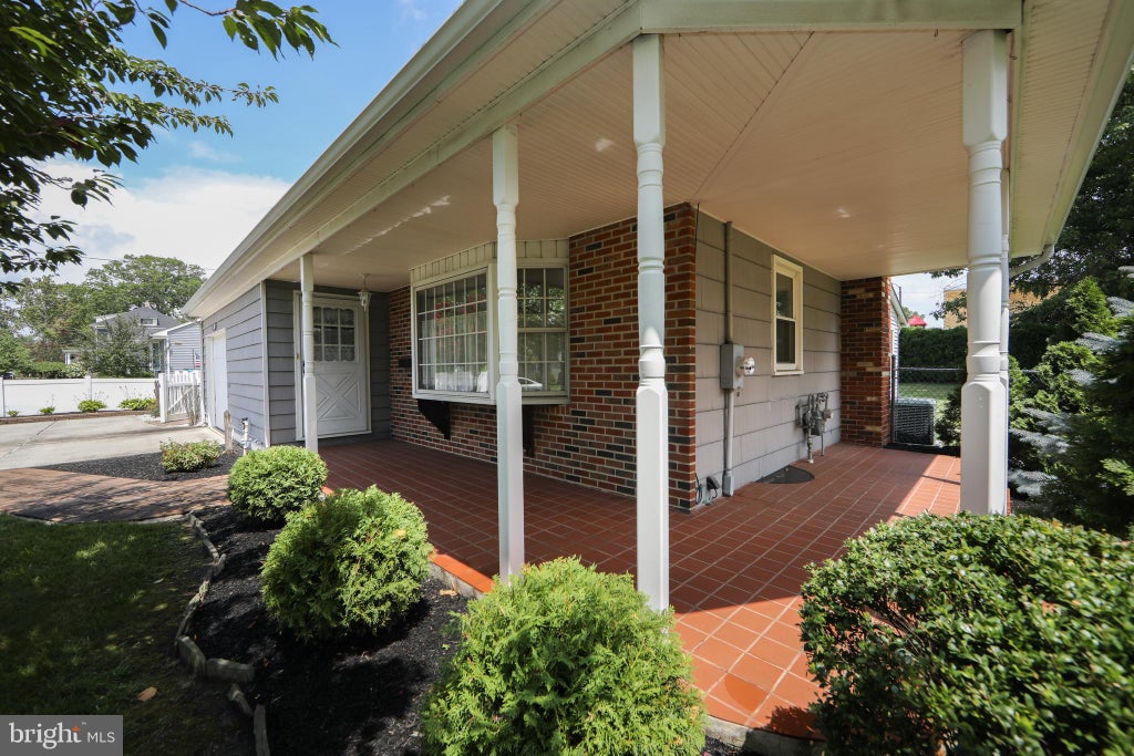 Photo of 890 Mantua Boulevard, SEWELL, NJ 08080 (MLS # NJGL2076584)