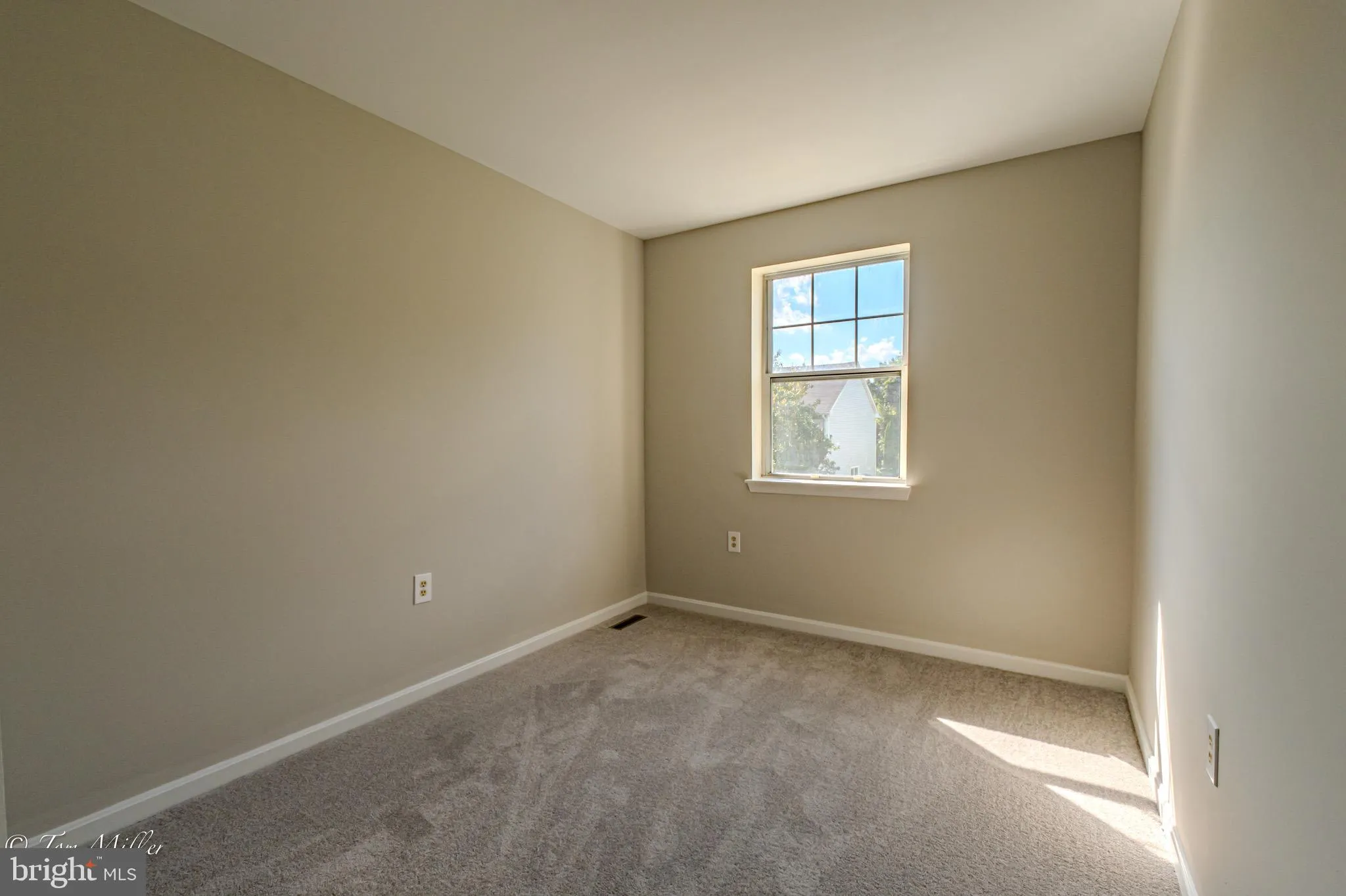 Towson, Maryland 21286, United States, 3 Bedrooms Bedrooms, ,2 BathroomsBathrooms,Residential,Pending,213373