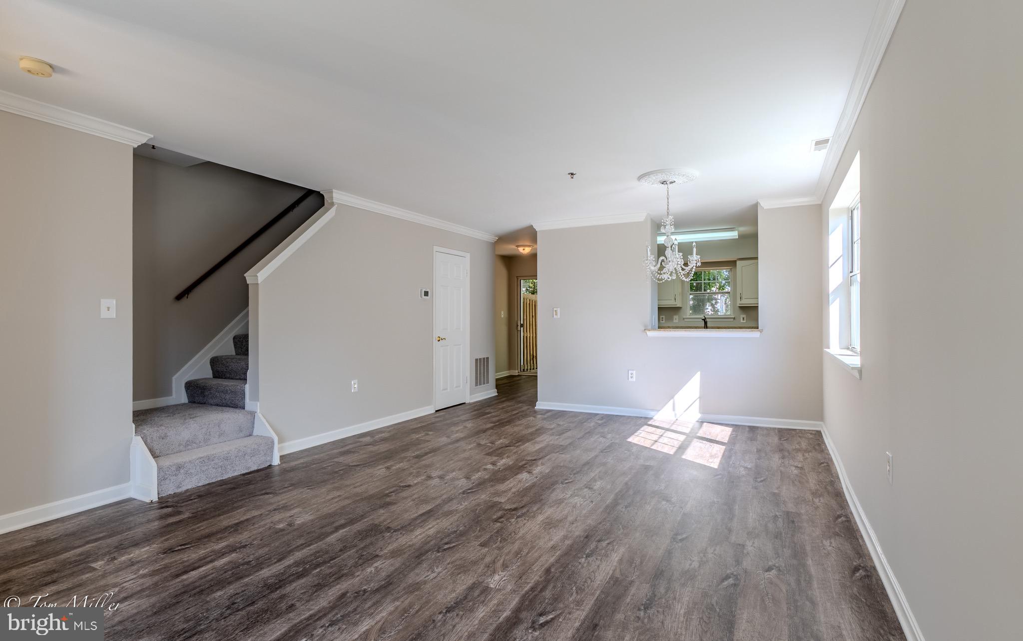 HARRIS HILL - Residential