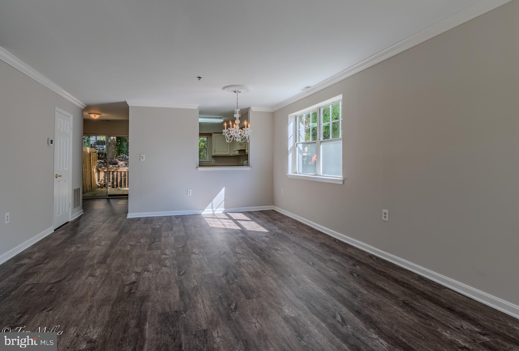 HARRIS HILL - Residential