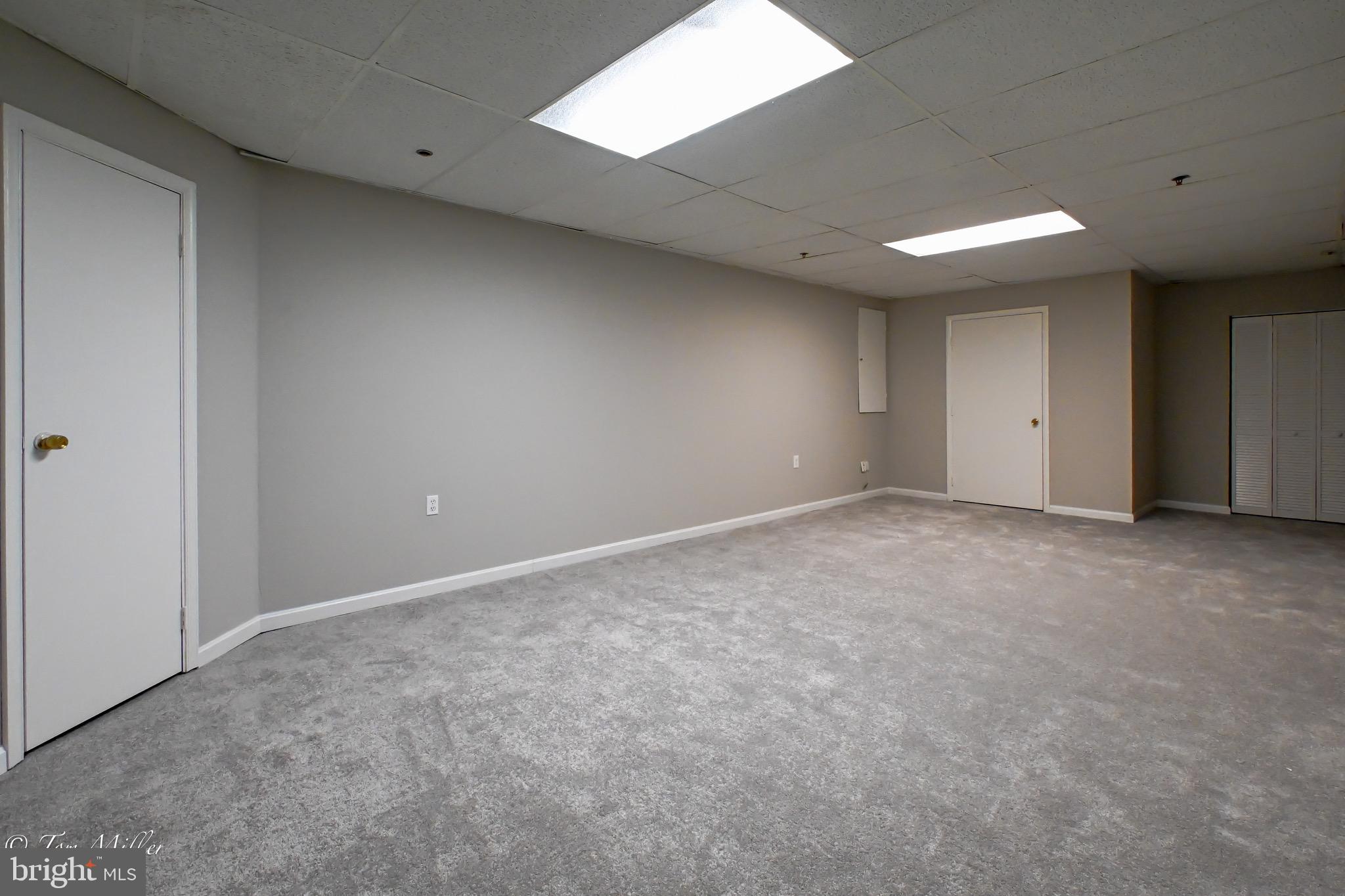 HARRIS HILL - Residential