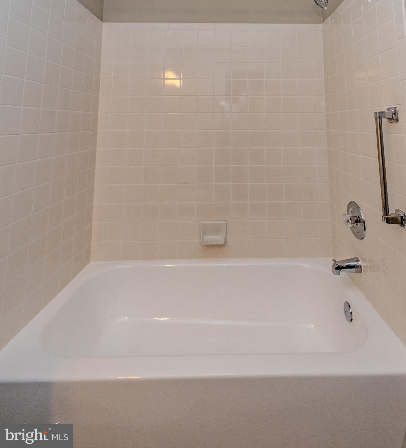 HARRIS HILL - Residential