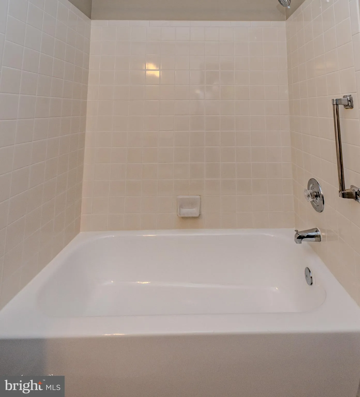 Towson, Maryland 21286, United States, 3 Bedrooms Bedrooms, ,2 BathroomsBathrooms,Residential,Pending,213373