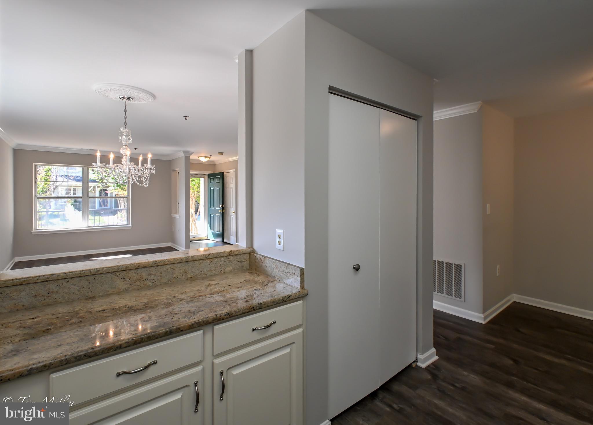 HARRIS HILL - Residential