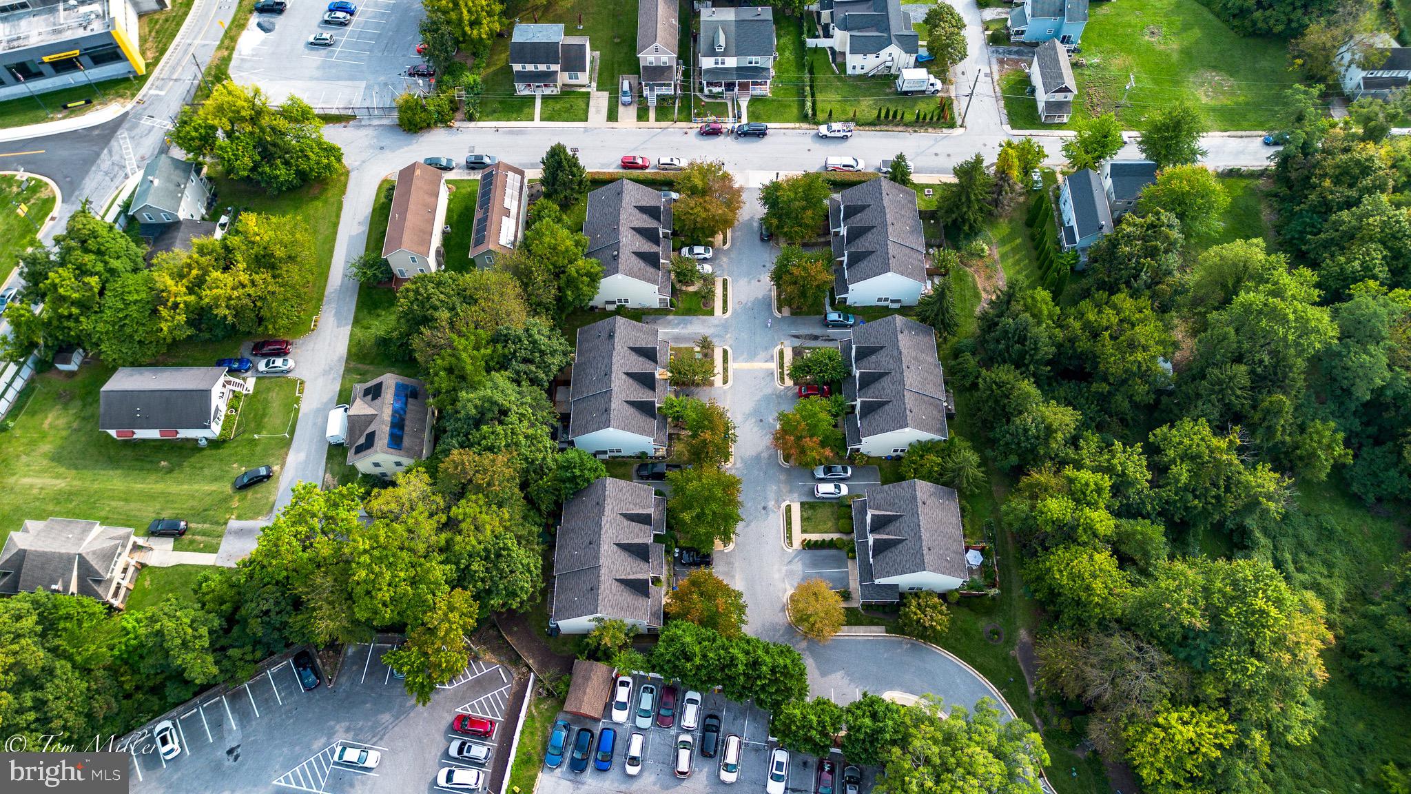 HARRIS HILL - Residential