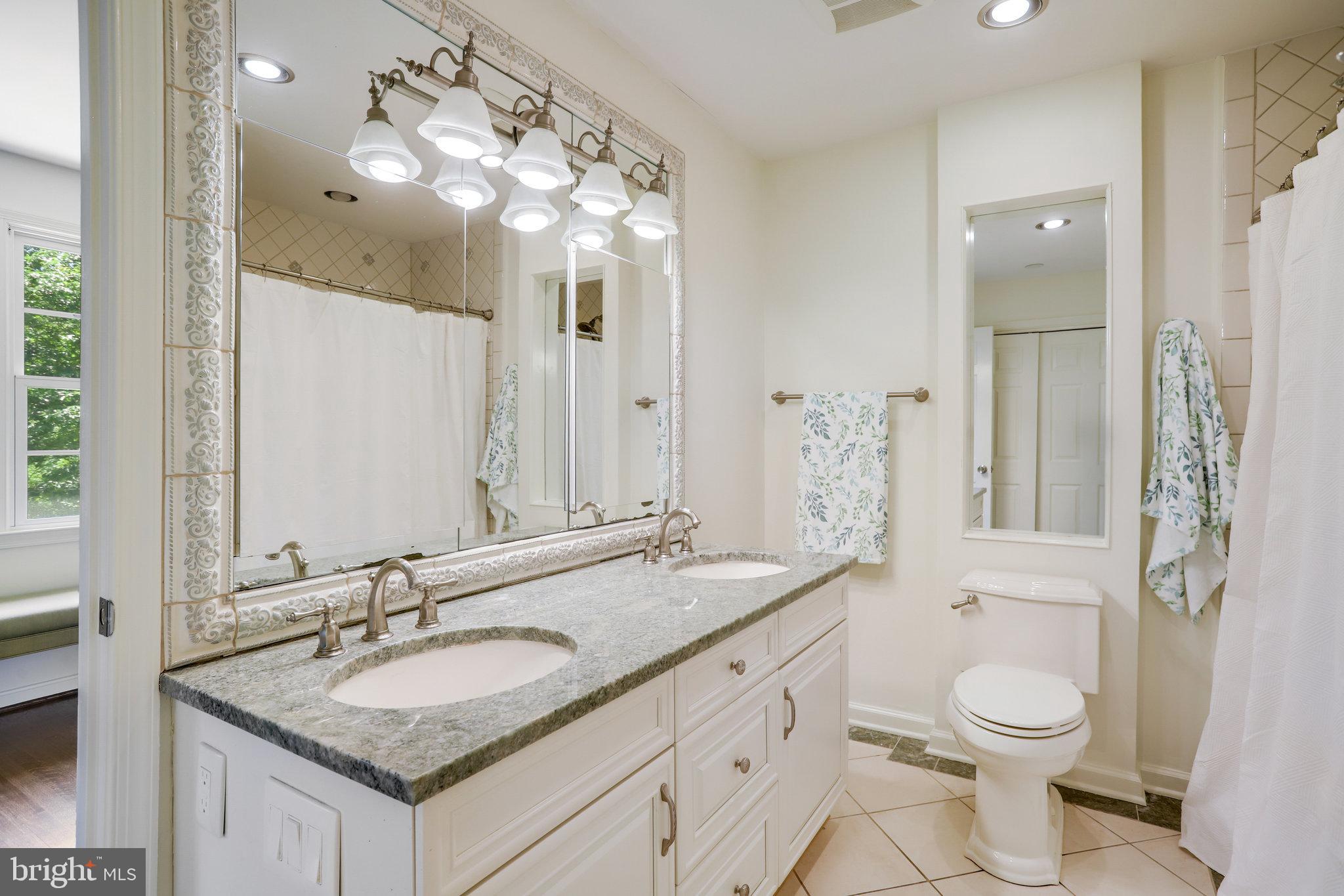 BRADFORDS REST - Residential