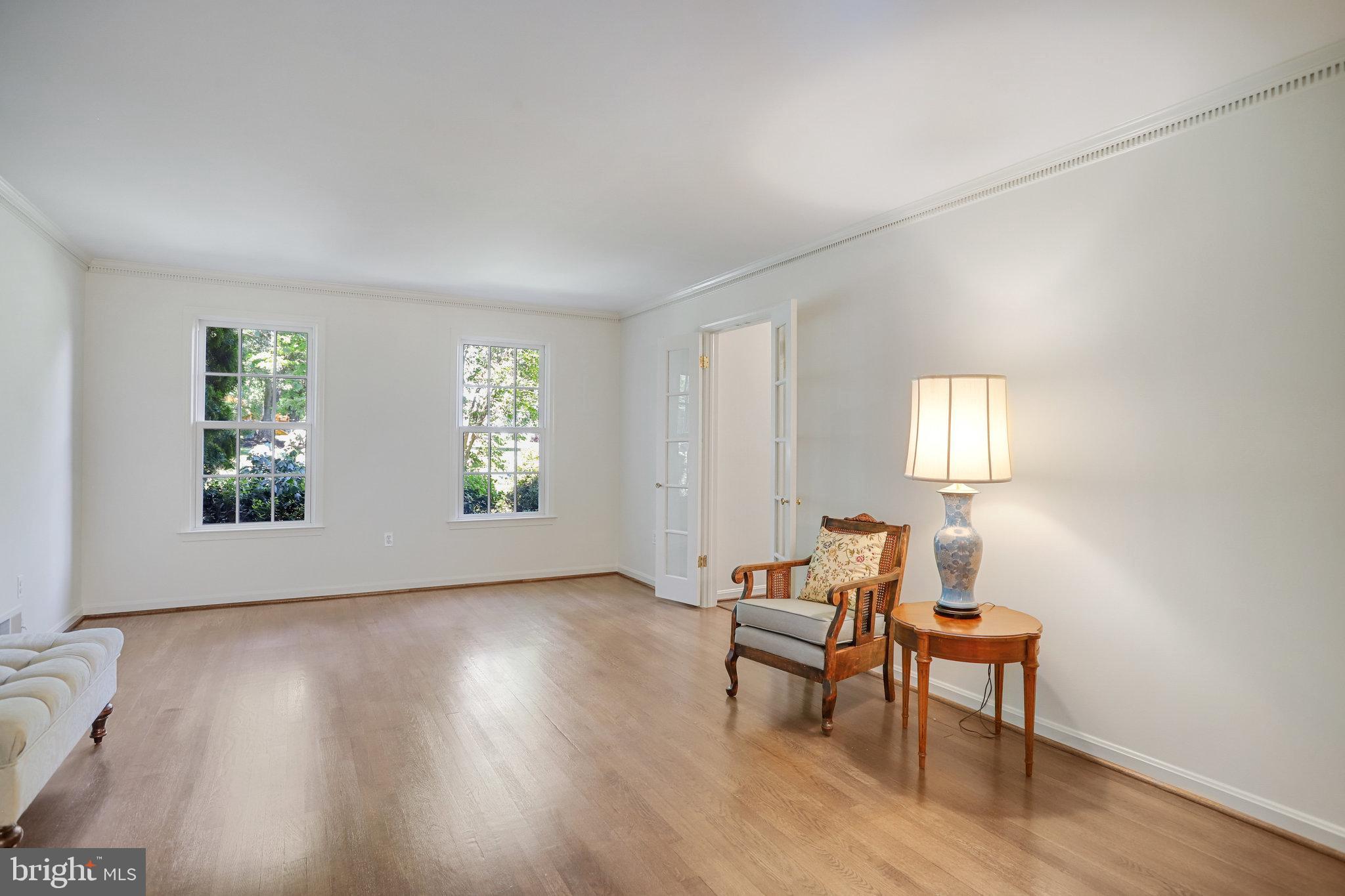 BRADFORDS REST - Residential