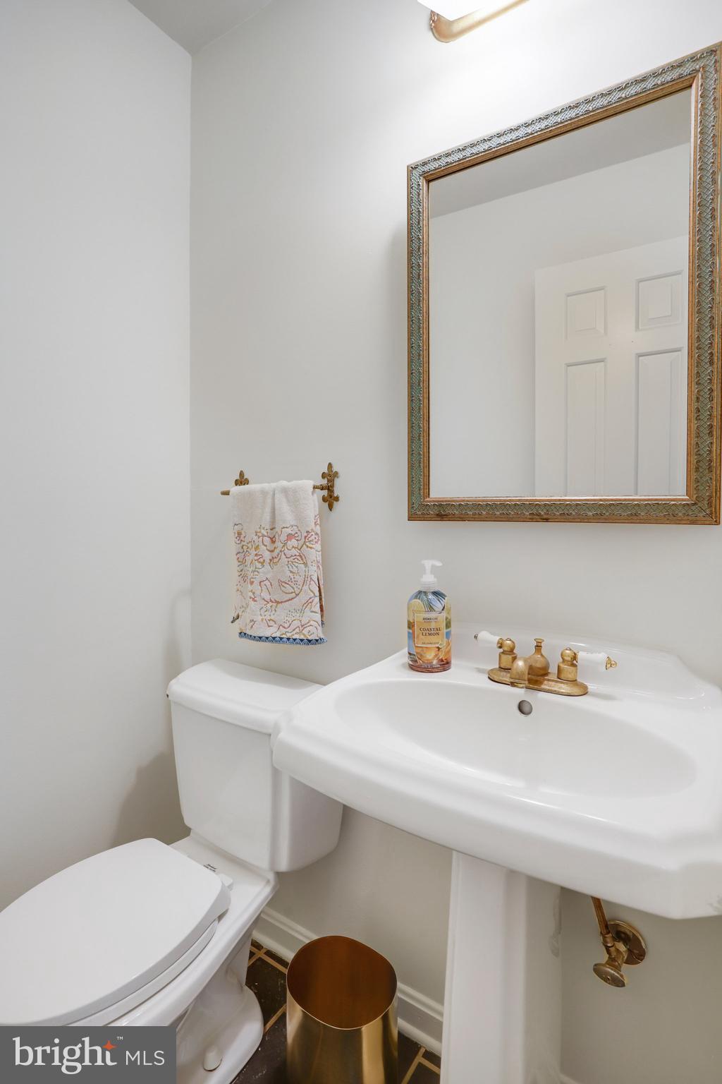 BRADFORDS REST - Residential