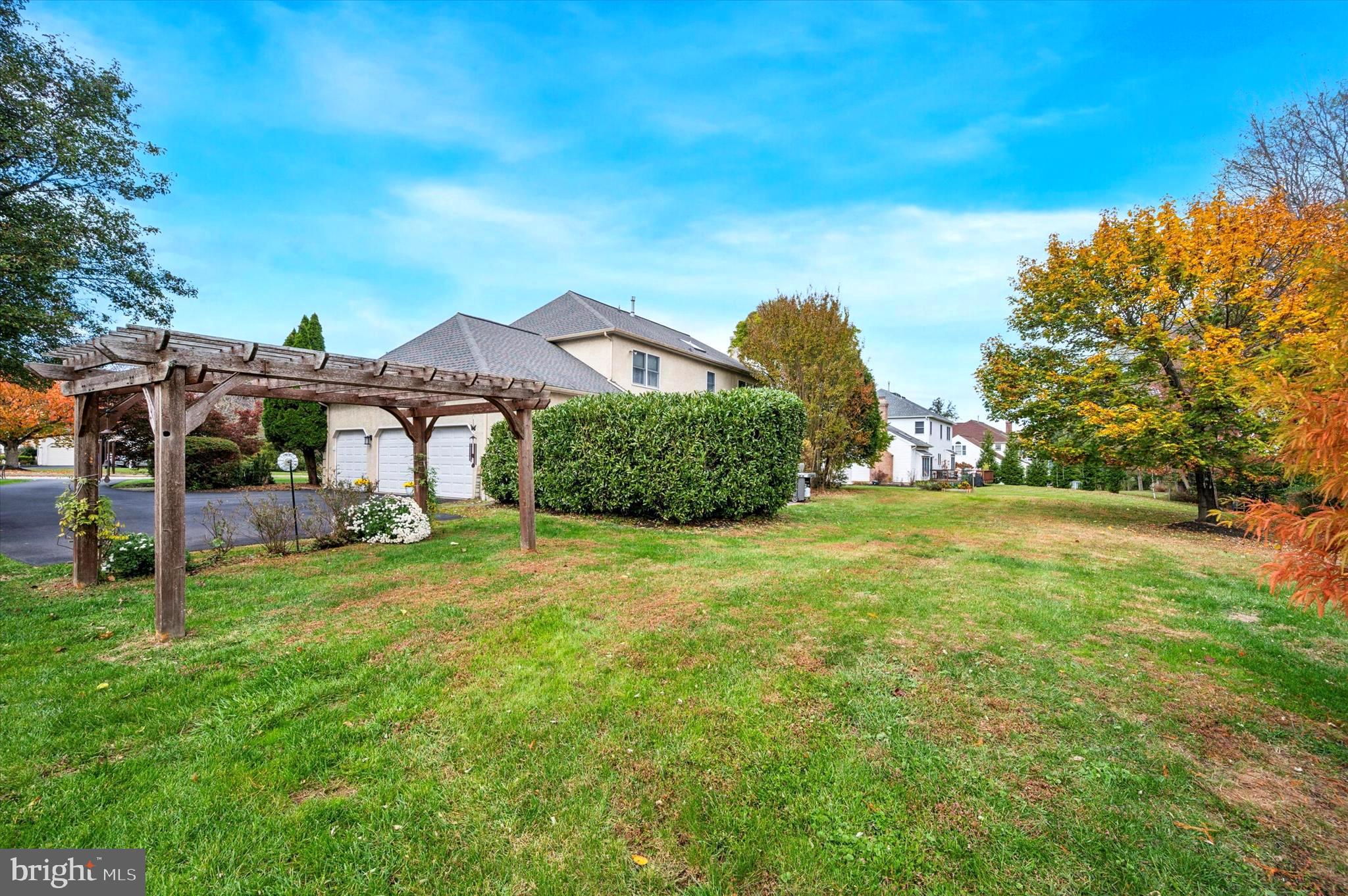 THORNBURY HUNT - Residential