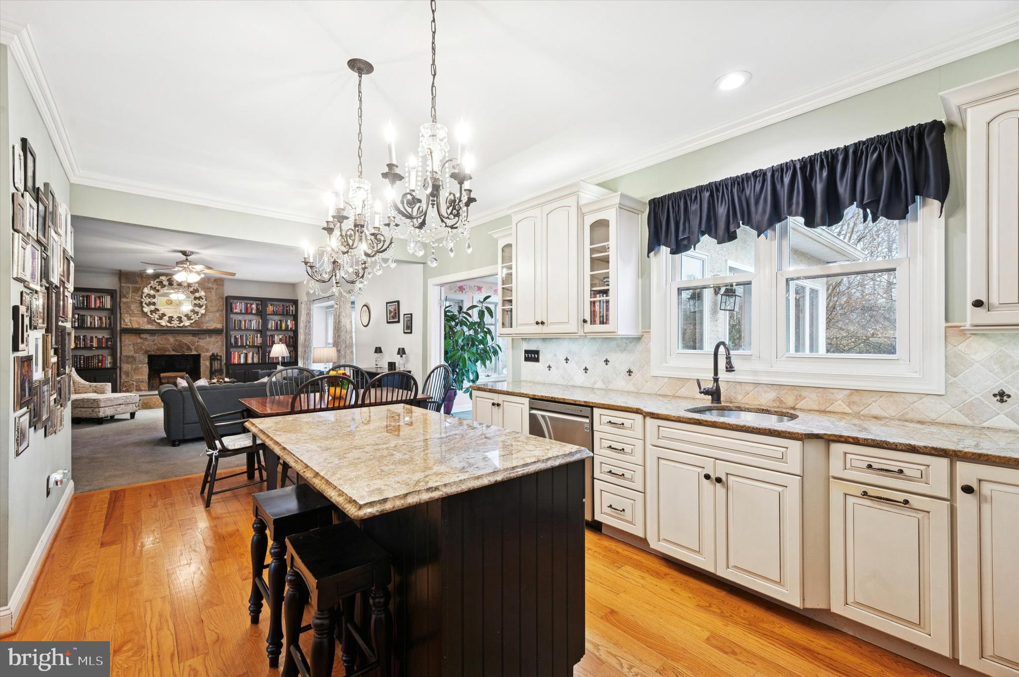 THORNBURY HUNT - Residential