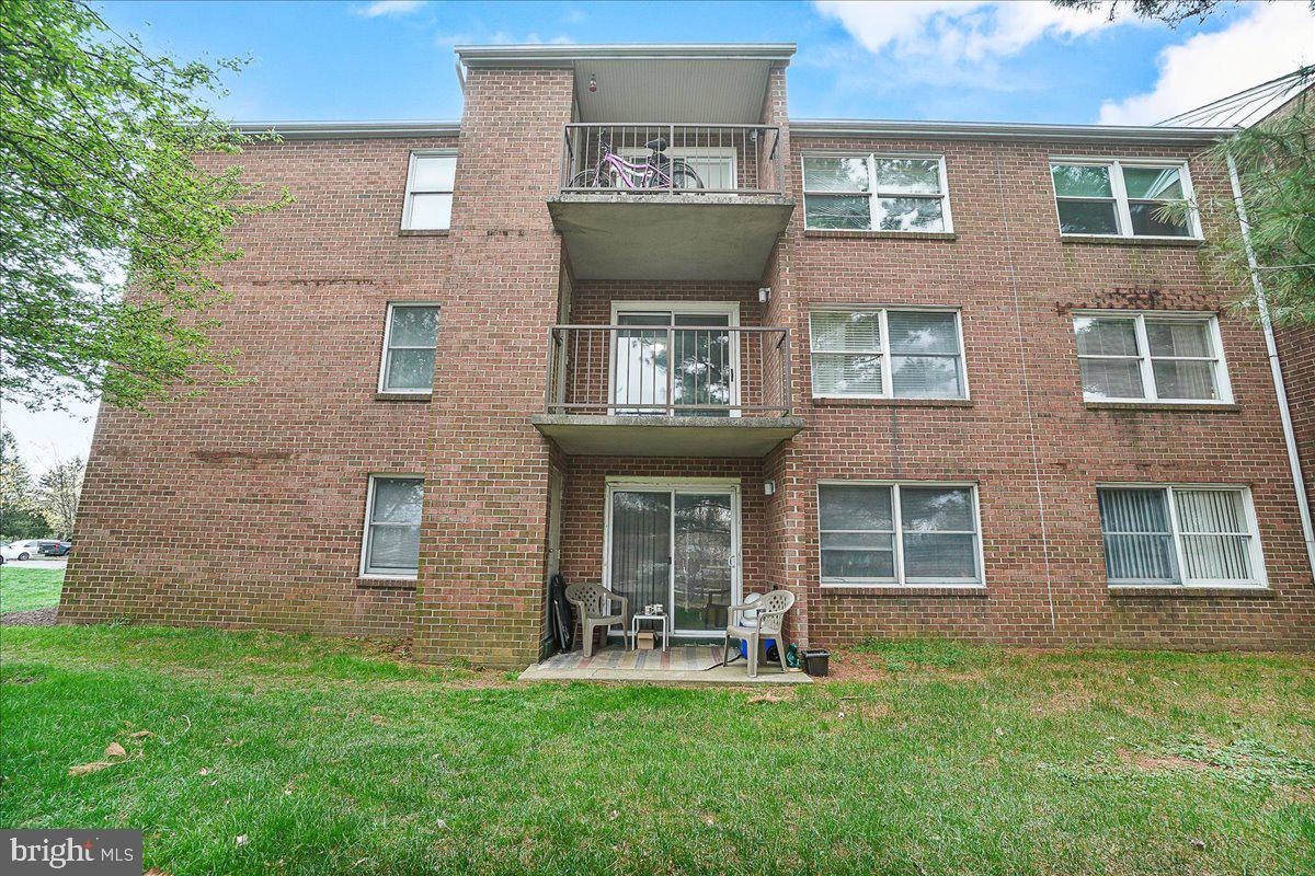 GLADE TOWN - Residential Lease