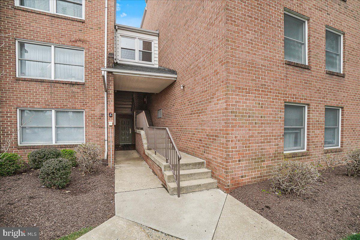 GLADE TOWN - Residential Lease