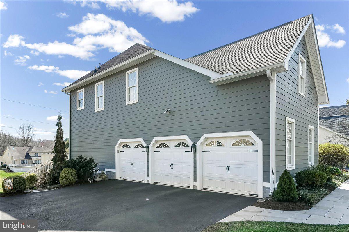 GARNET VALLEY WOODS - Residential