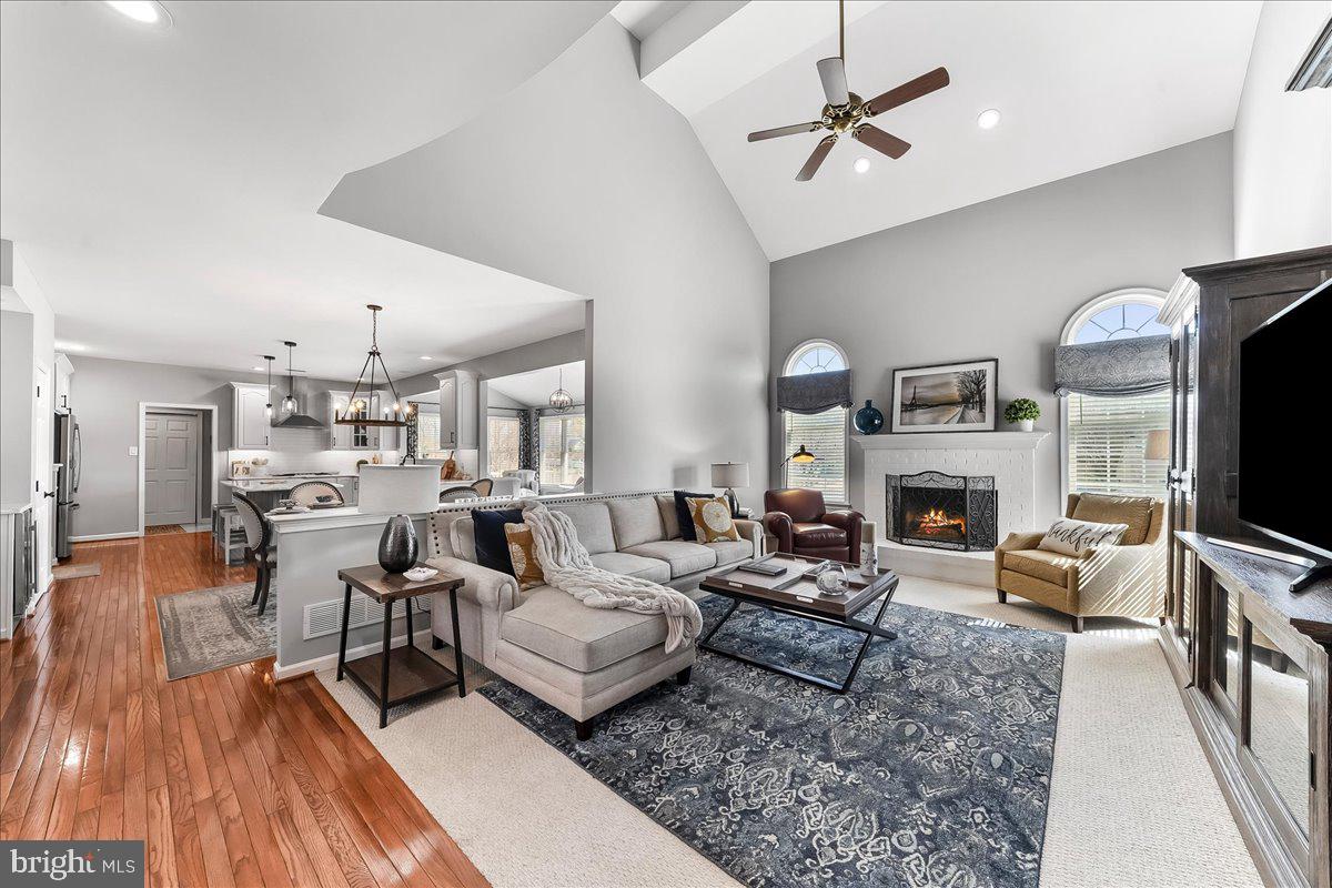 GARNET VALLEY WOODS - Residential