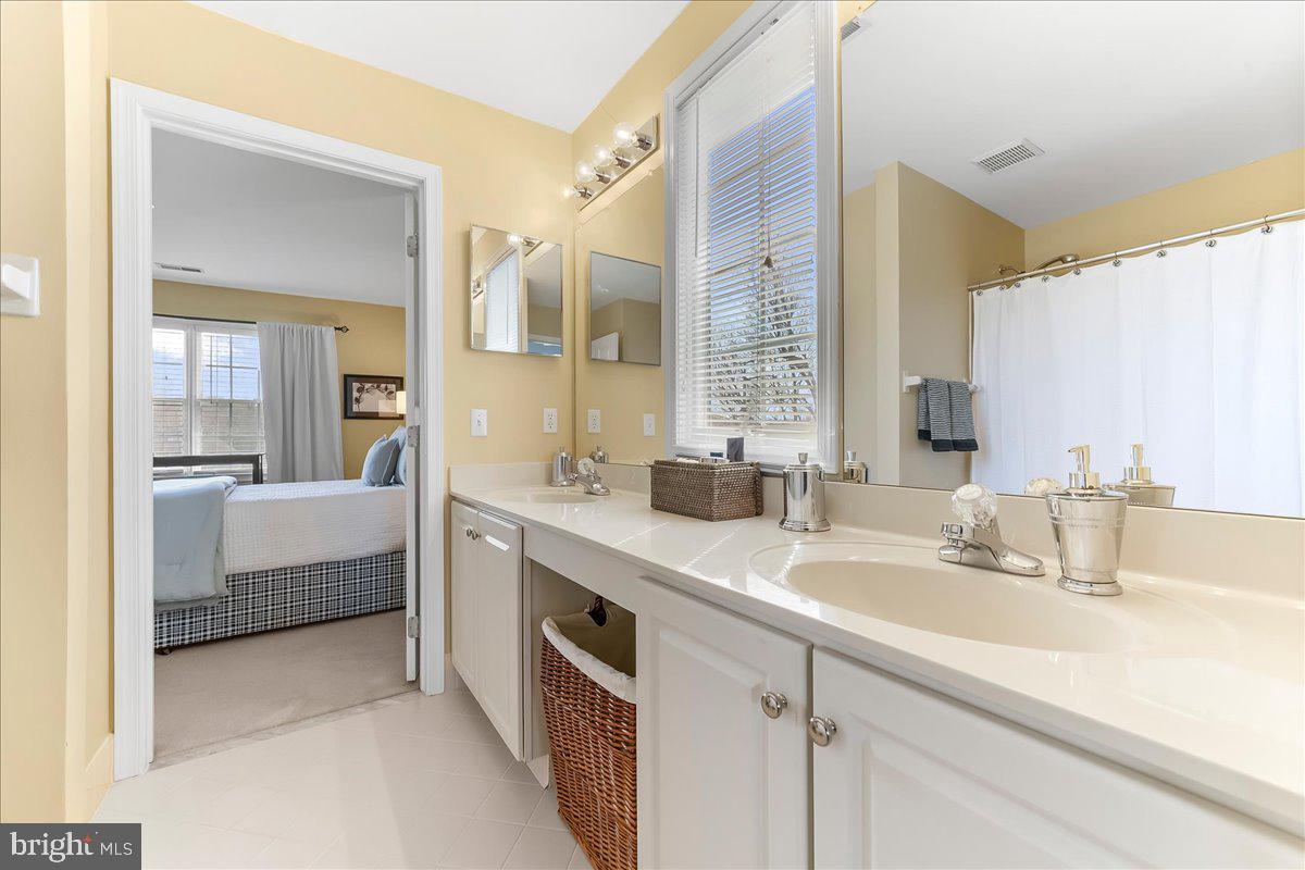 GARNET VALLEY WOODS - Residential