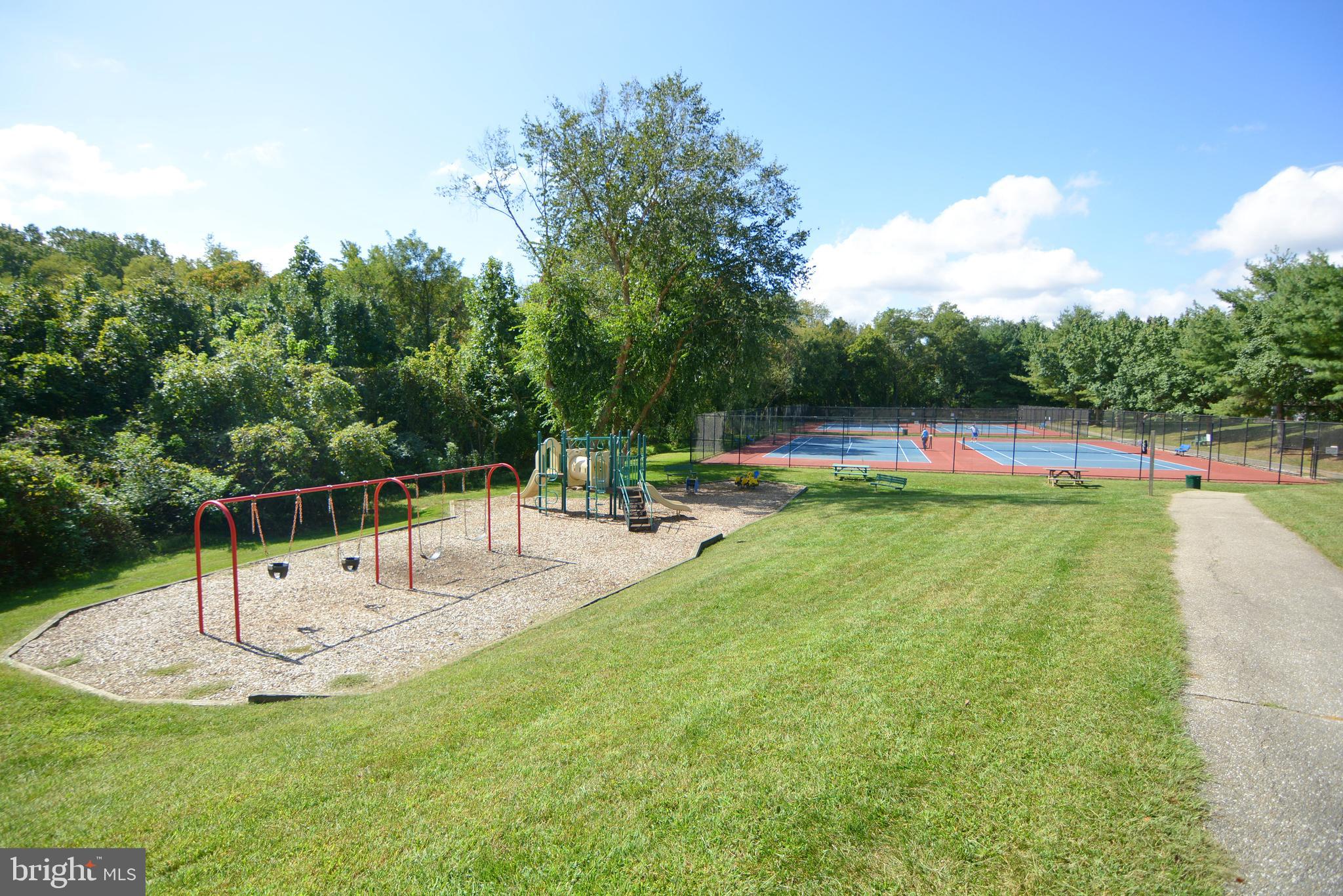 STONEHAVEN MEWS - Residential