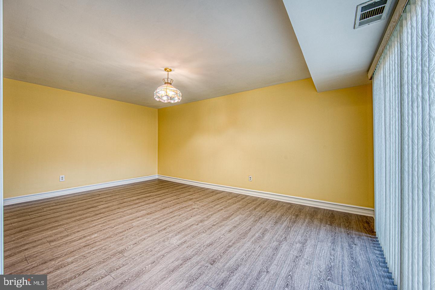 WESTTOWN MEWS - Residential