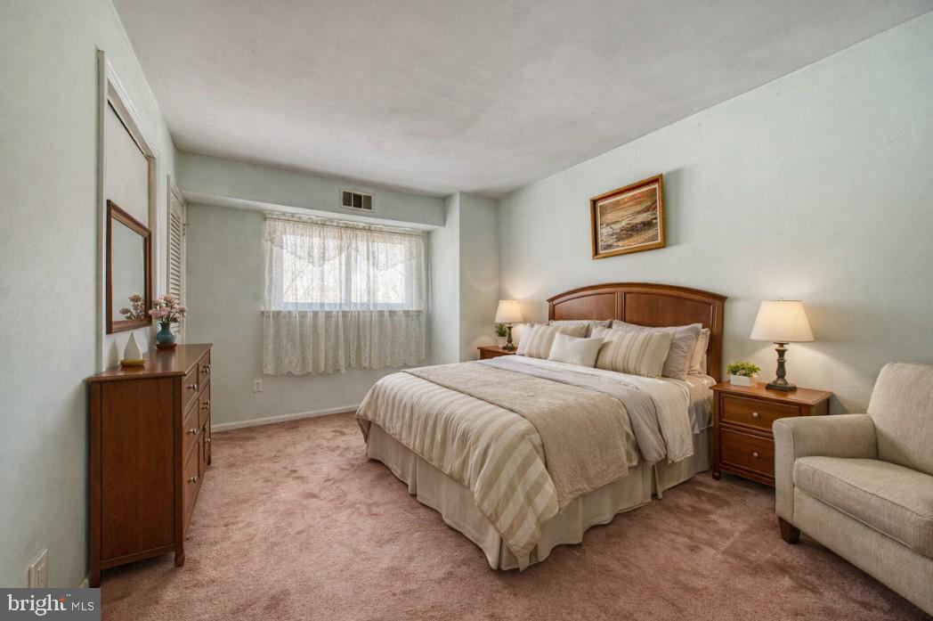 WESTTOWN MEWS - Residential