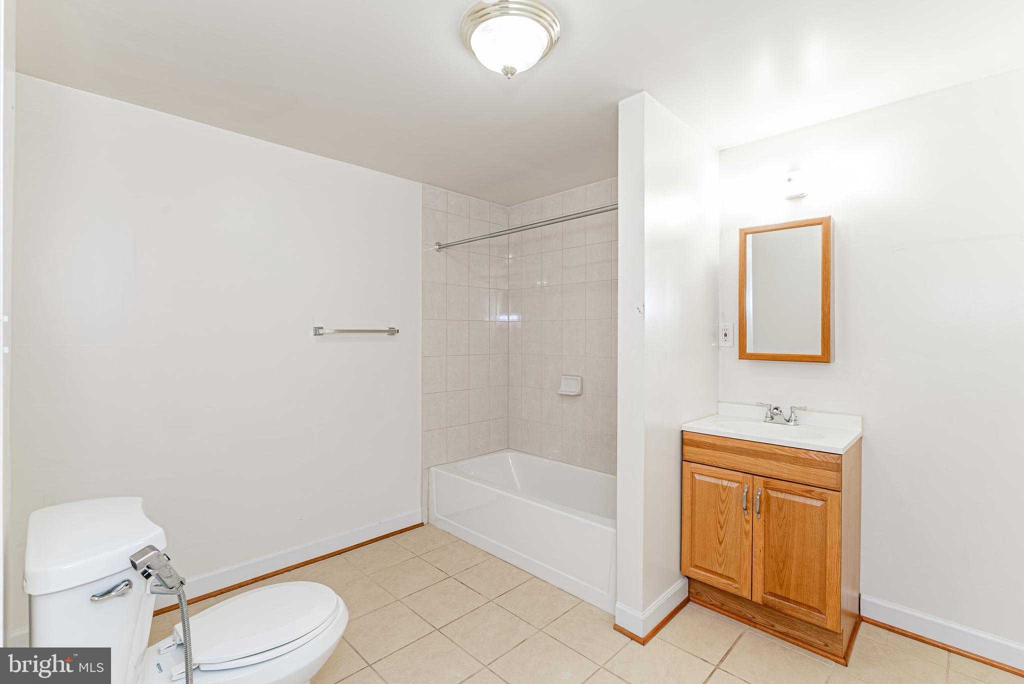 WOODMARK OF LAKE RIDGE - Residential Lease