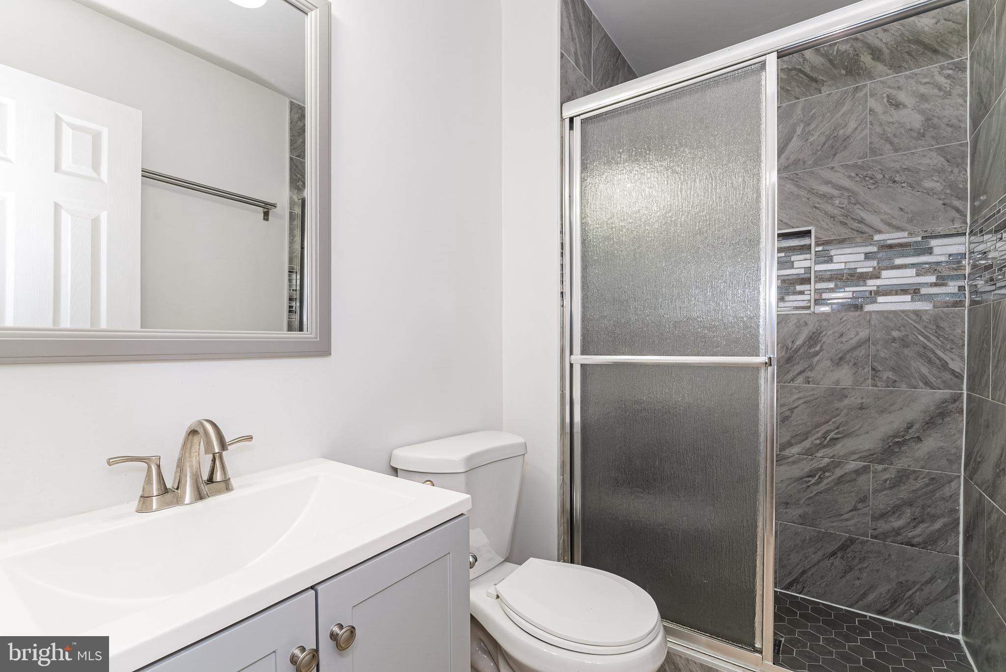 WOODMARK OF LAKE RIDGE - Residential Lease