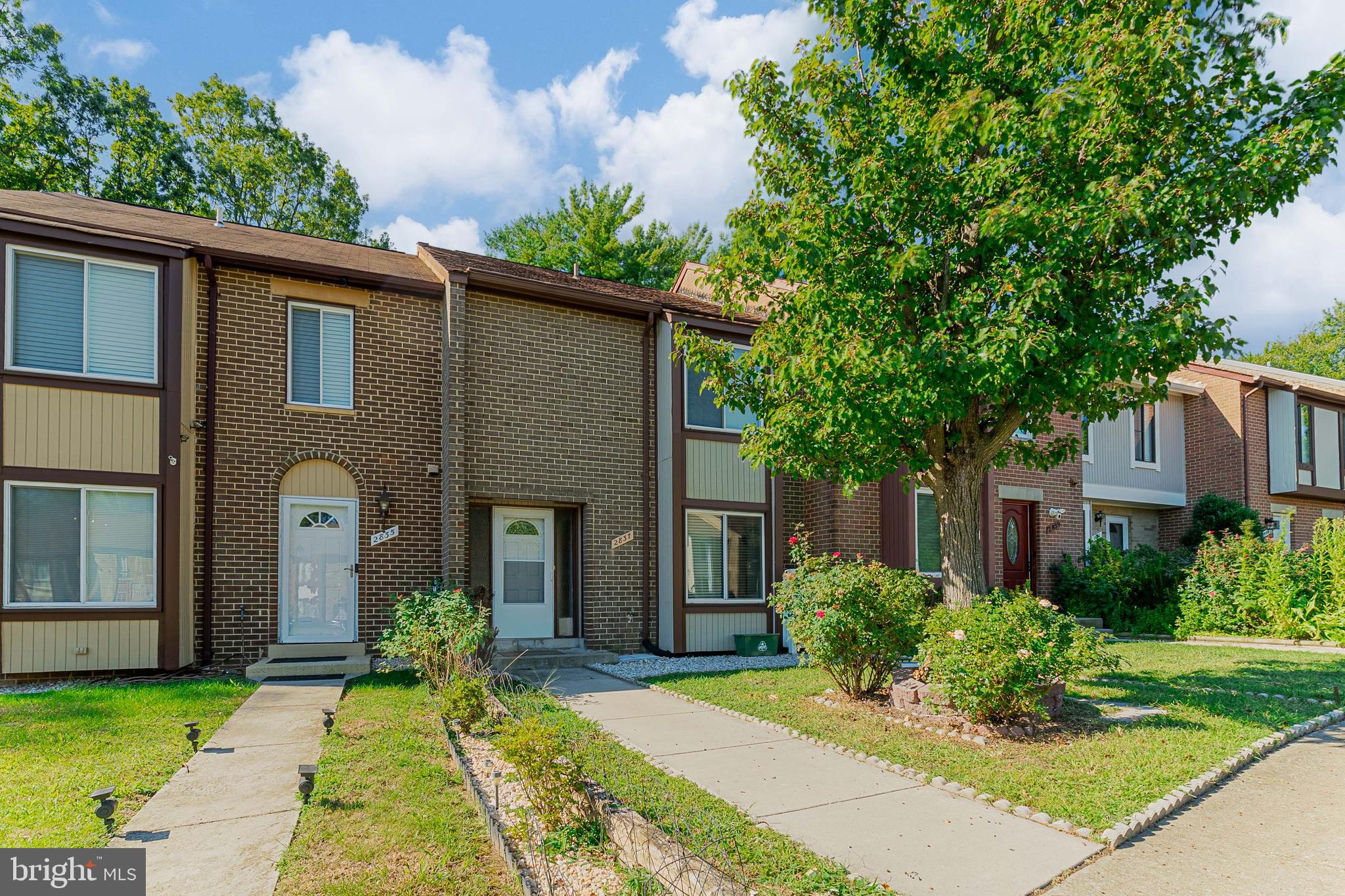 WOODMARK OF LAKE RIDGE - Residential Lease