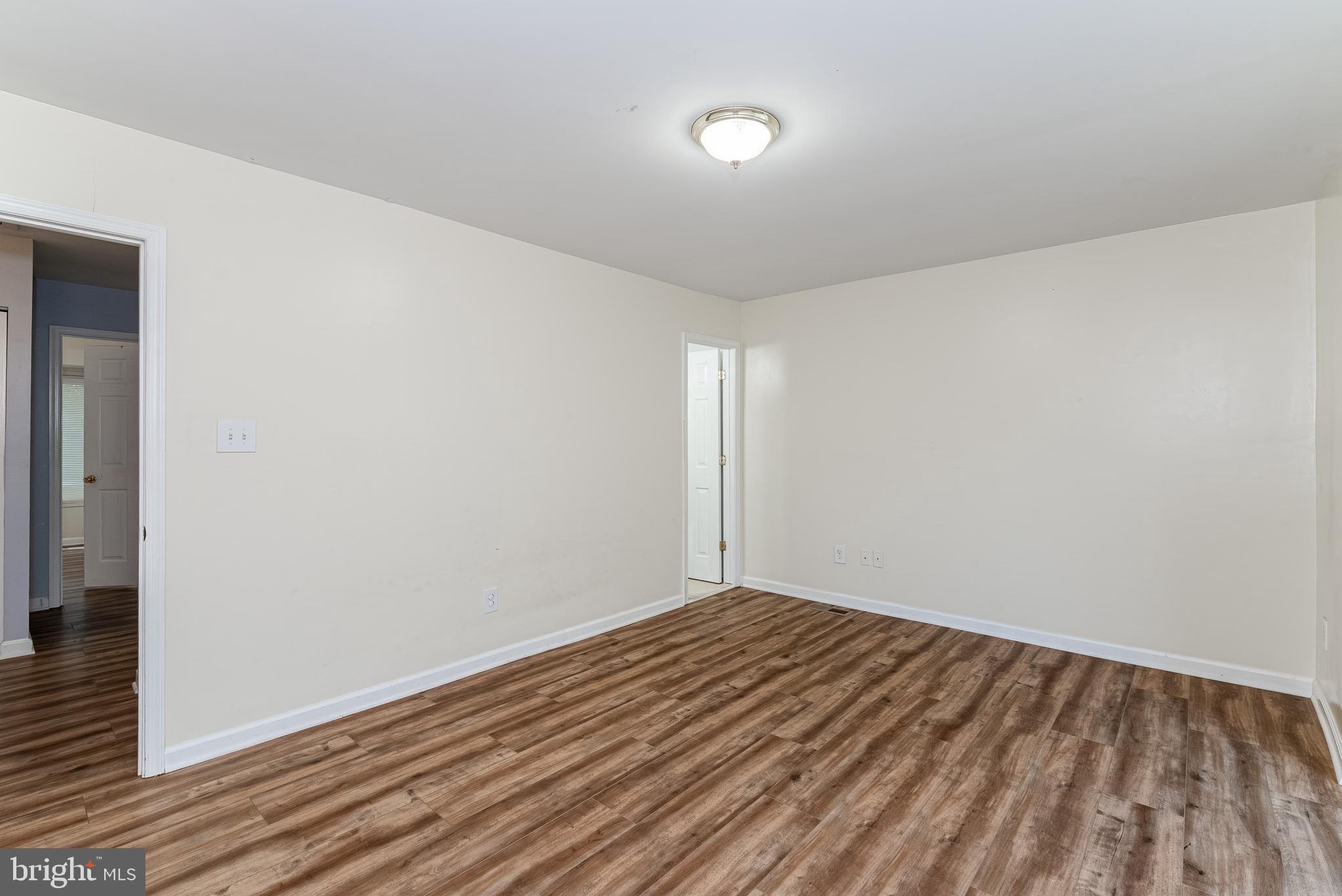 WOODMARK OF LAKE RIDGE - Residential Lease