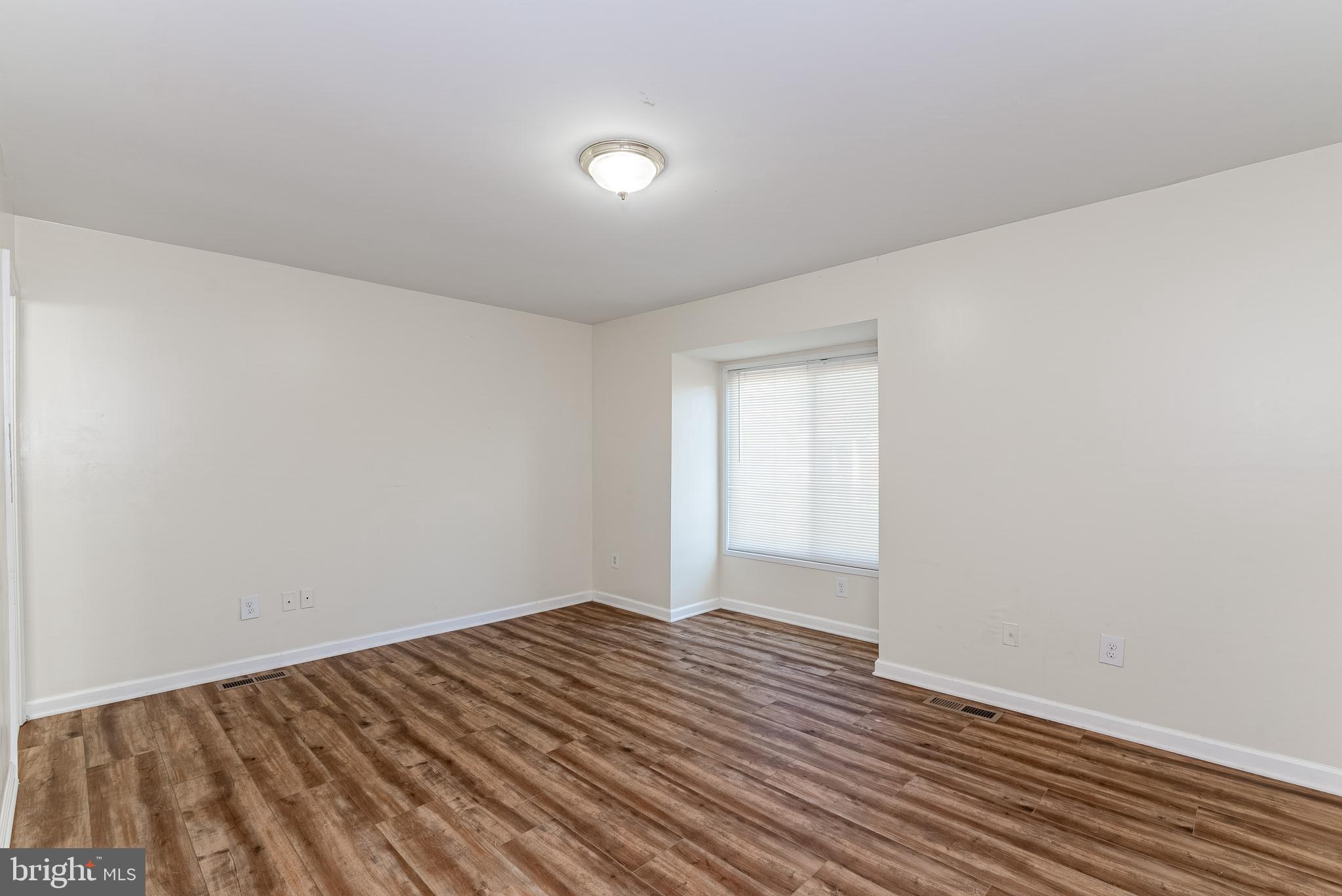 WOODMARK OF LAKE RIDGE - Residential Lease