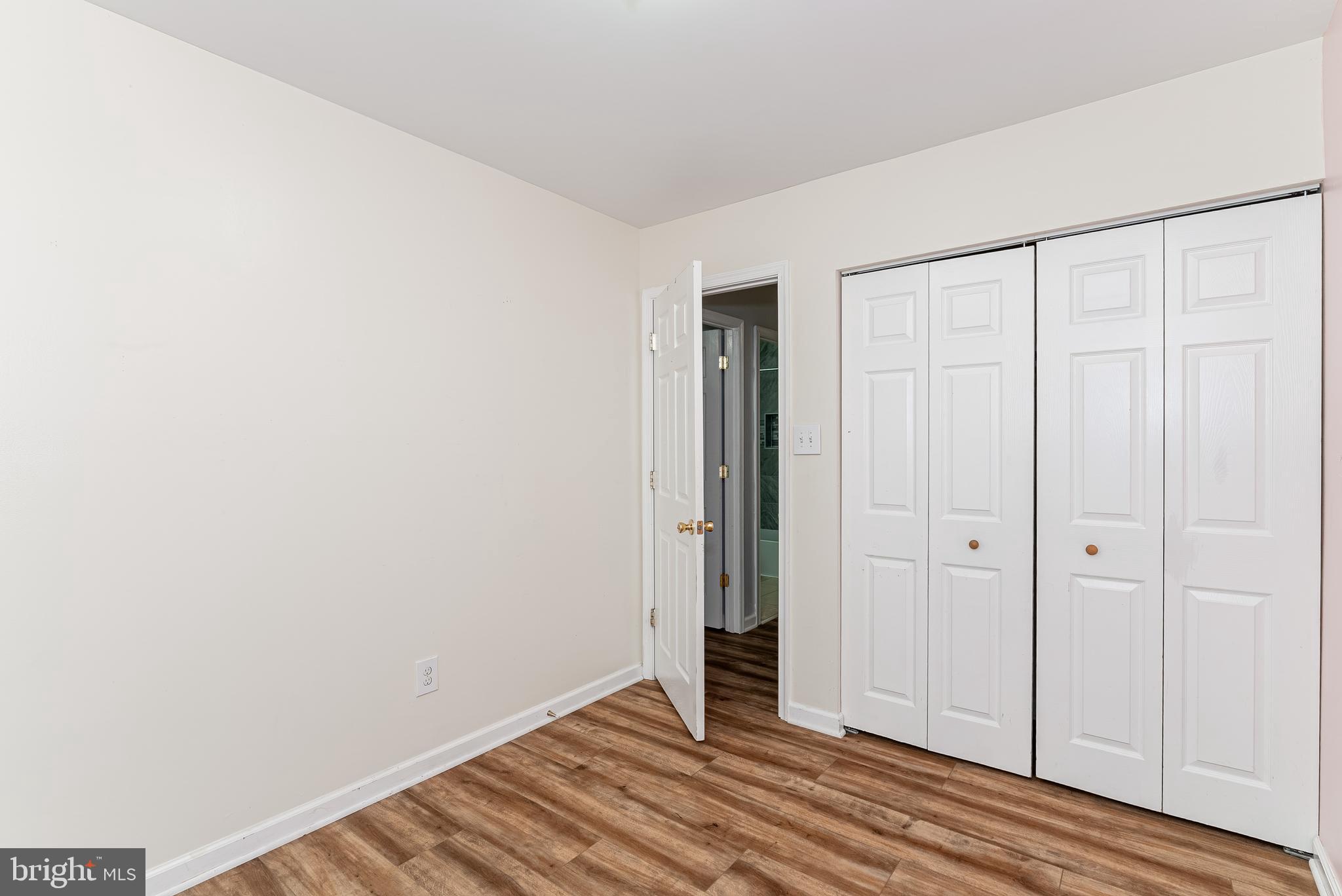 WOODMARK OF LAKE RIDGE - Residential Lease