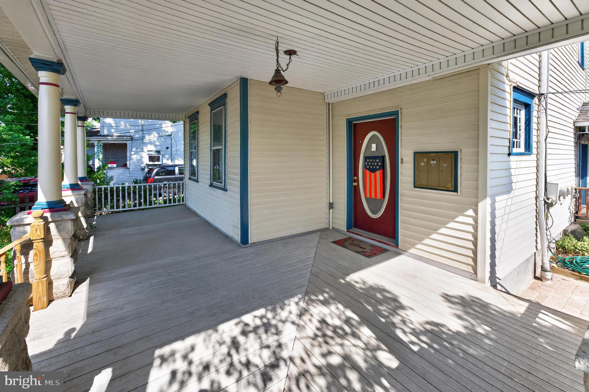 109 W EVESHAM AVENUE