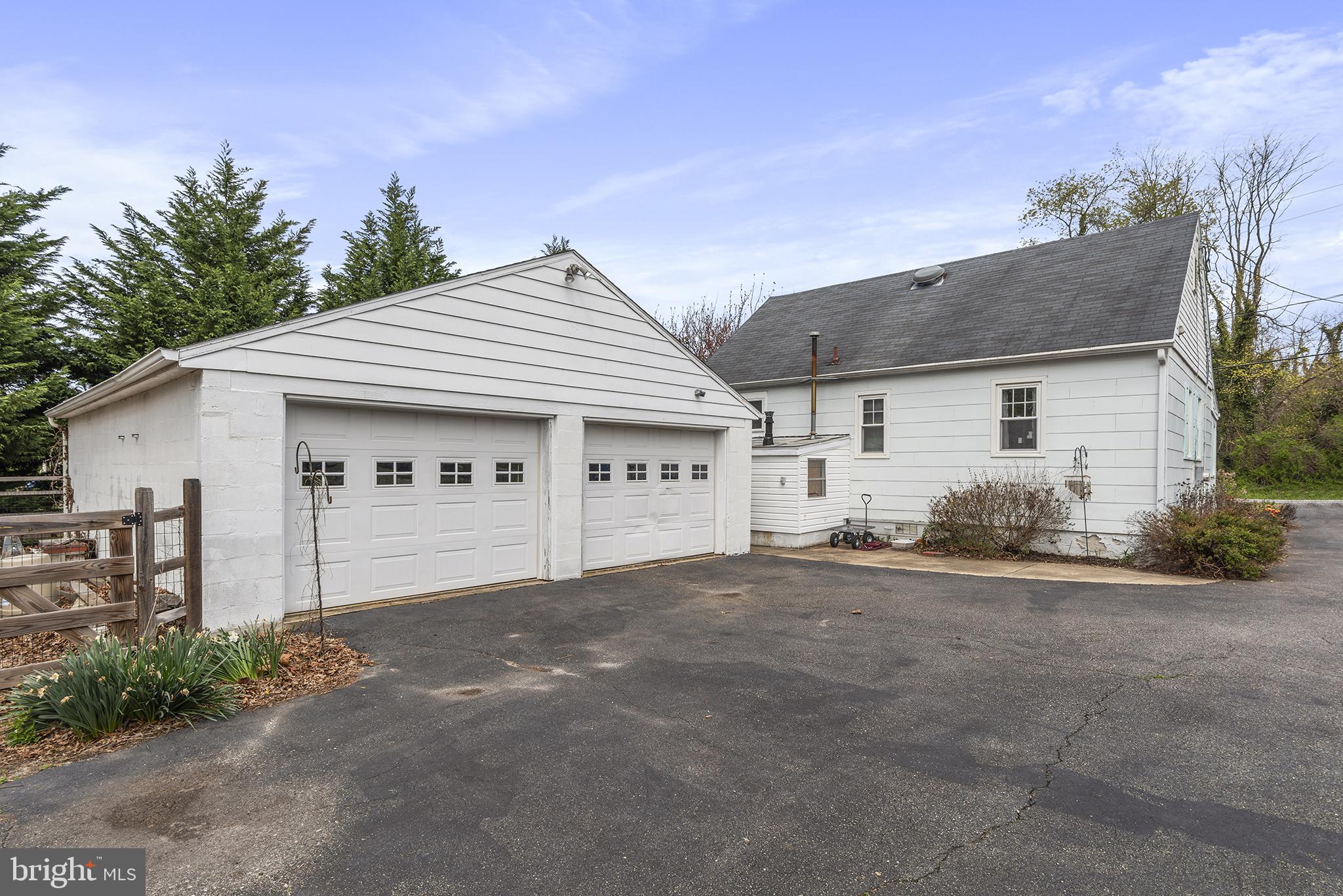 HOLLYWOOD BEACH - Residential