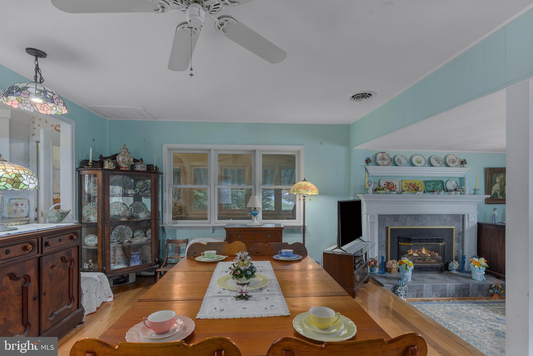 HOLLYWOOD BEACH - Residential