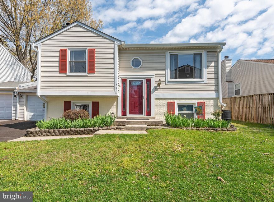 Spacious 4 bedroom 3 full bath home  WITH garage* Great location for commuting to: Ft. Meade, Annapolis, Baltimore & Washington DC * Easy access to great shopping & movie theatre