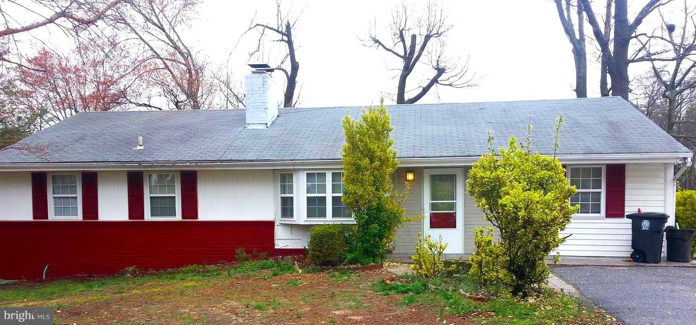 WEST LAUREL ACRES - Residential