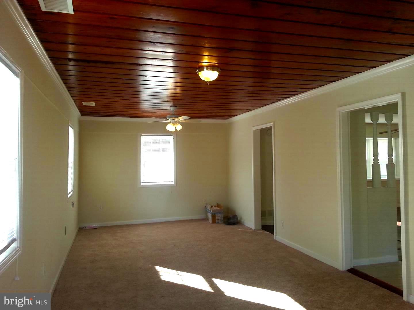 WEST LAUREL ACRES - Residential