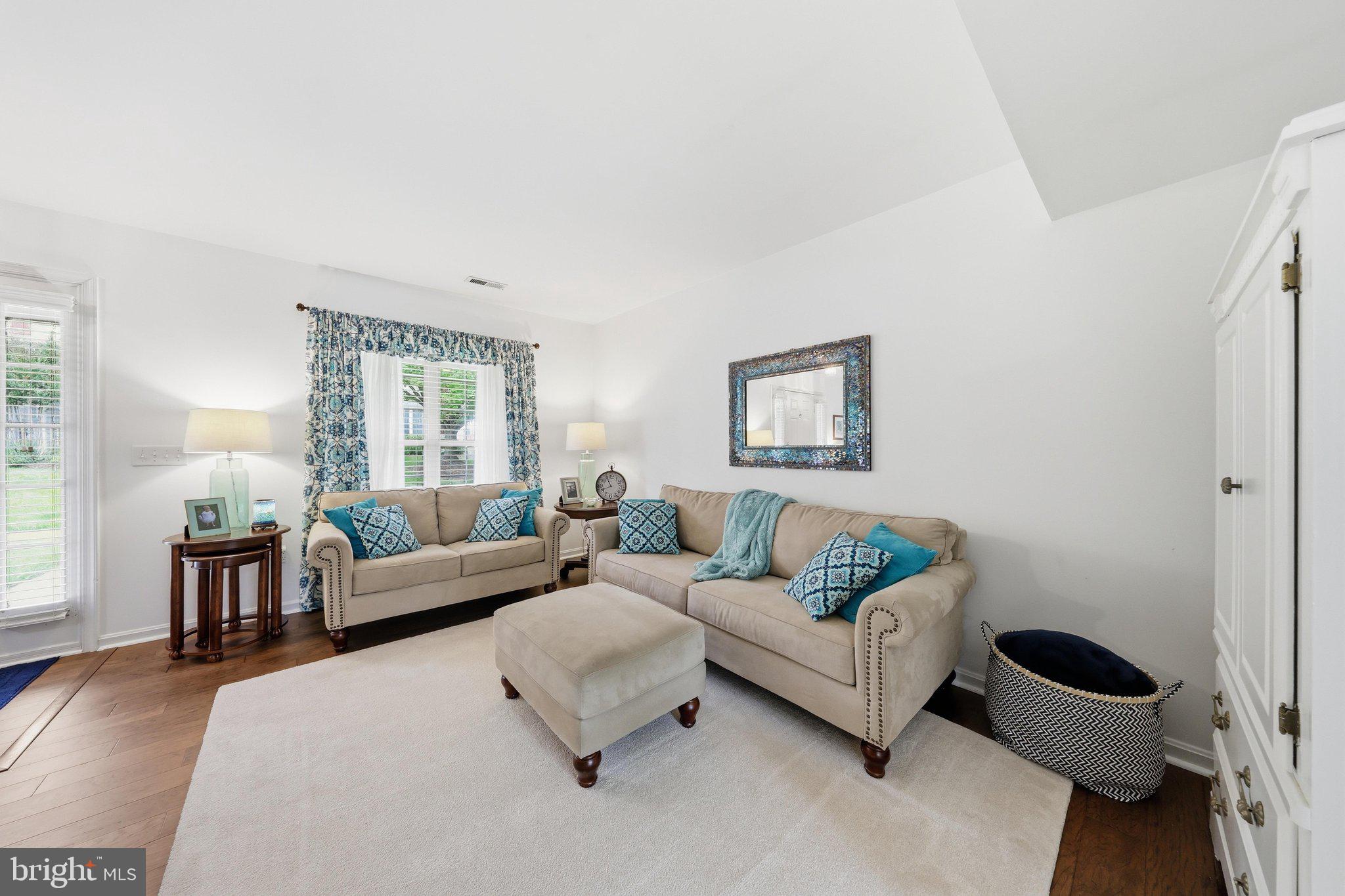 105 NEW CASTLE COURT