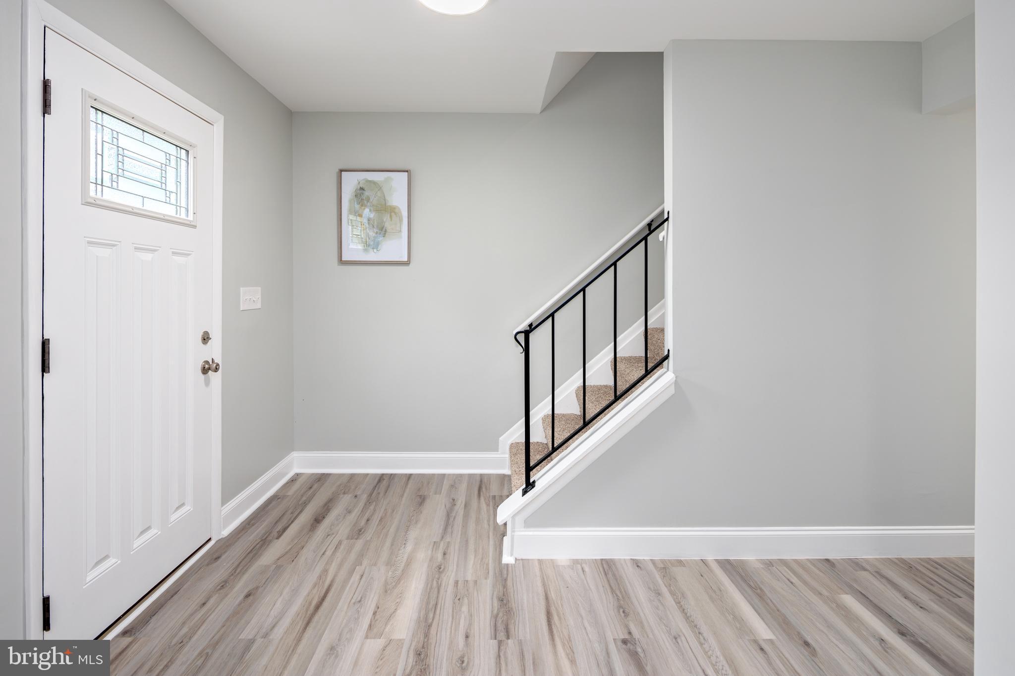 WHISPERING WOODS - Residential