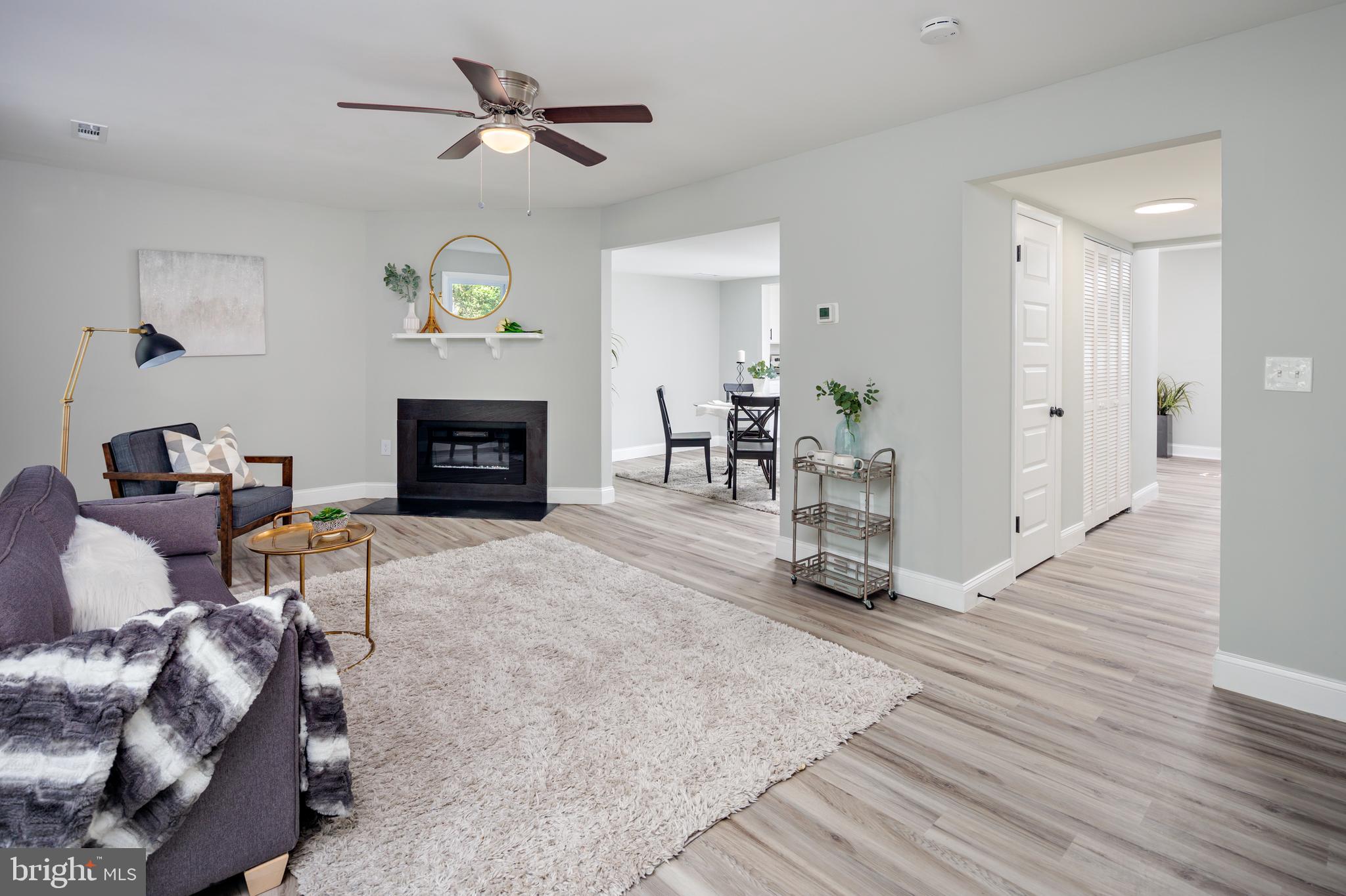 WHISPERING WOODS - Residential