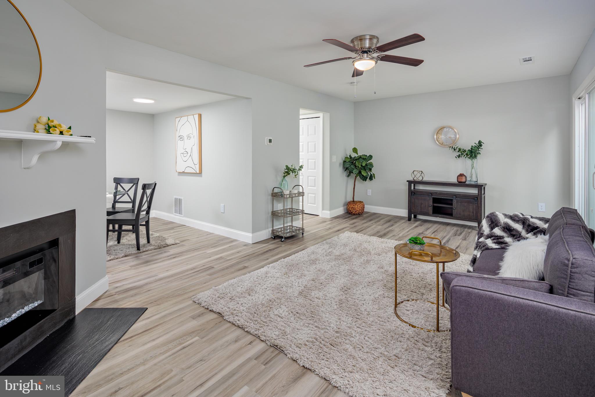 WHISPERING WOODS - Residential