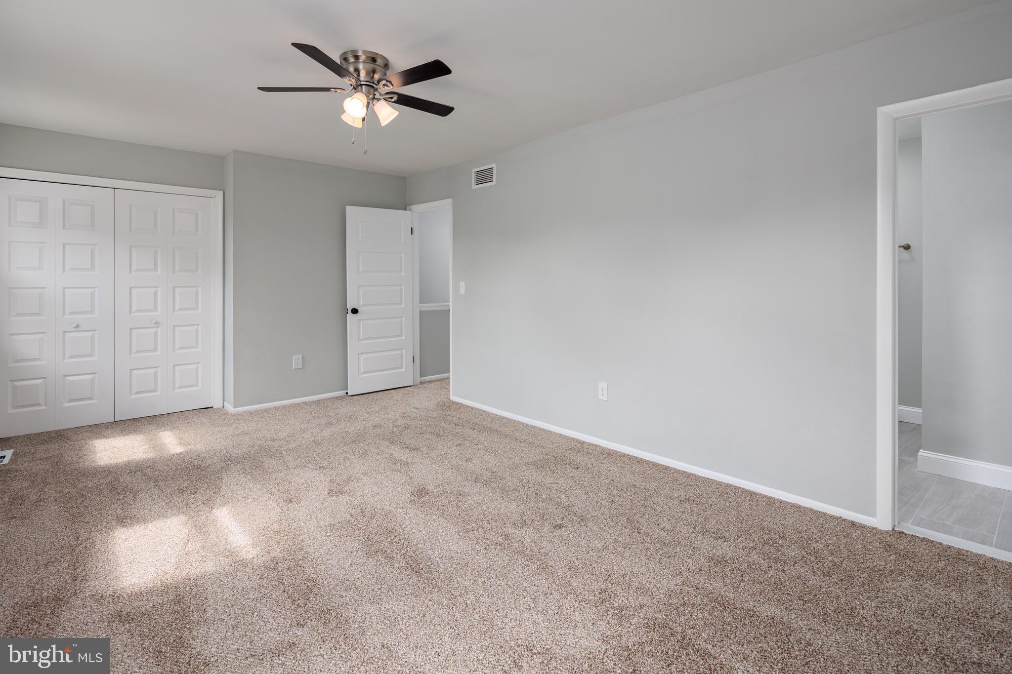 WHISPERING WOODS - Residential