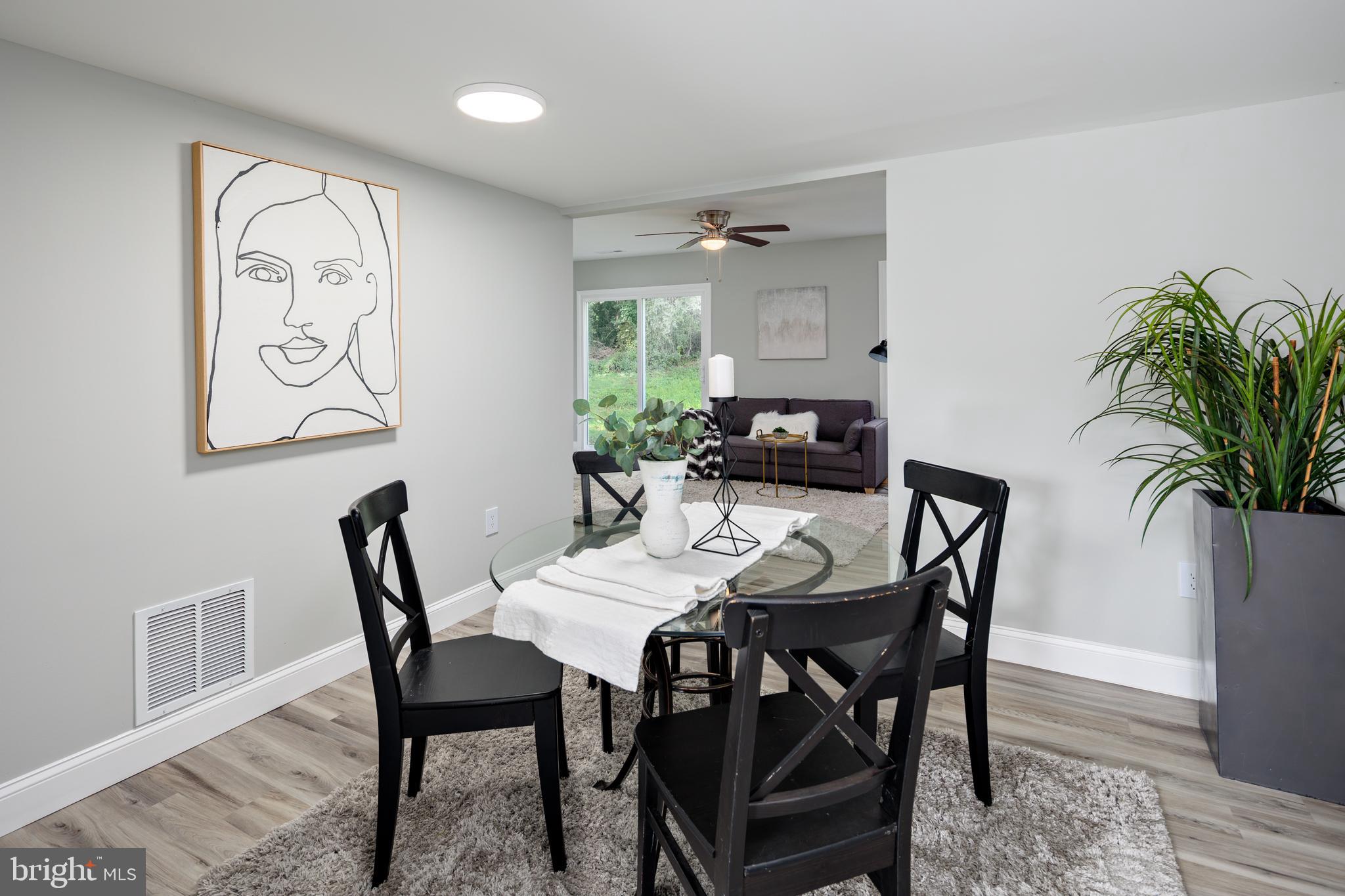 WHISPERING WOODS - Residential